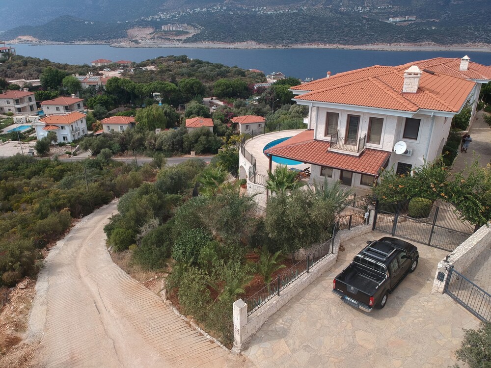 Antiphellos A