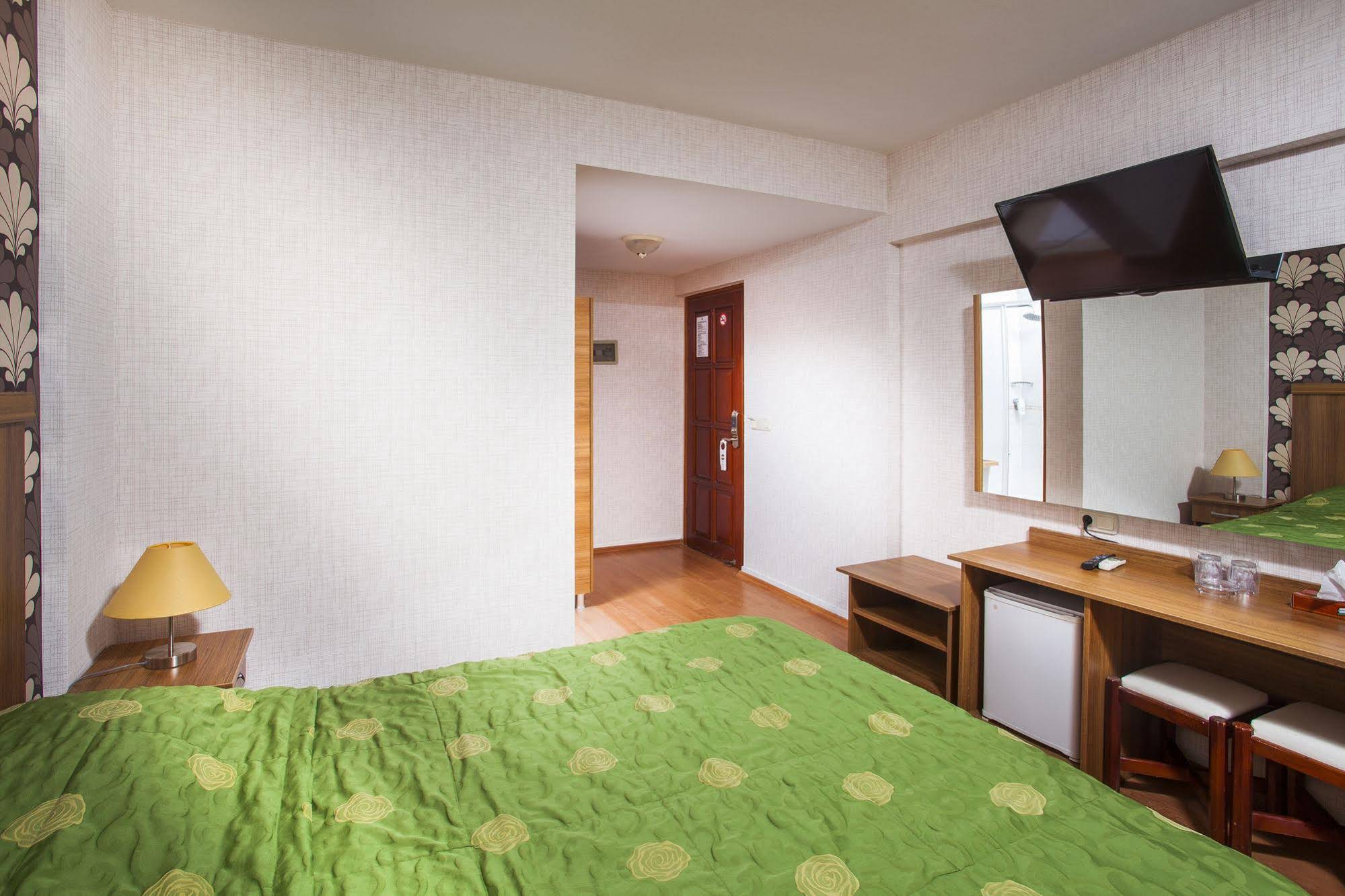 Aqua Princess Hotel
