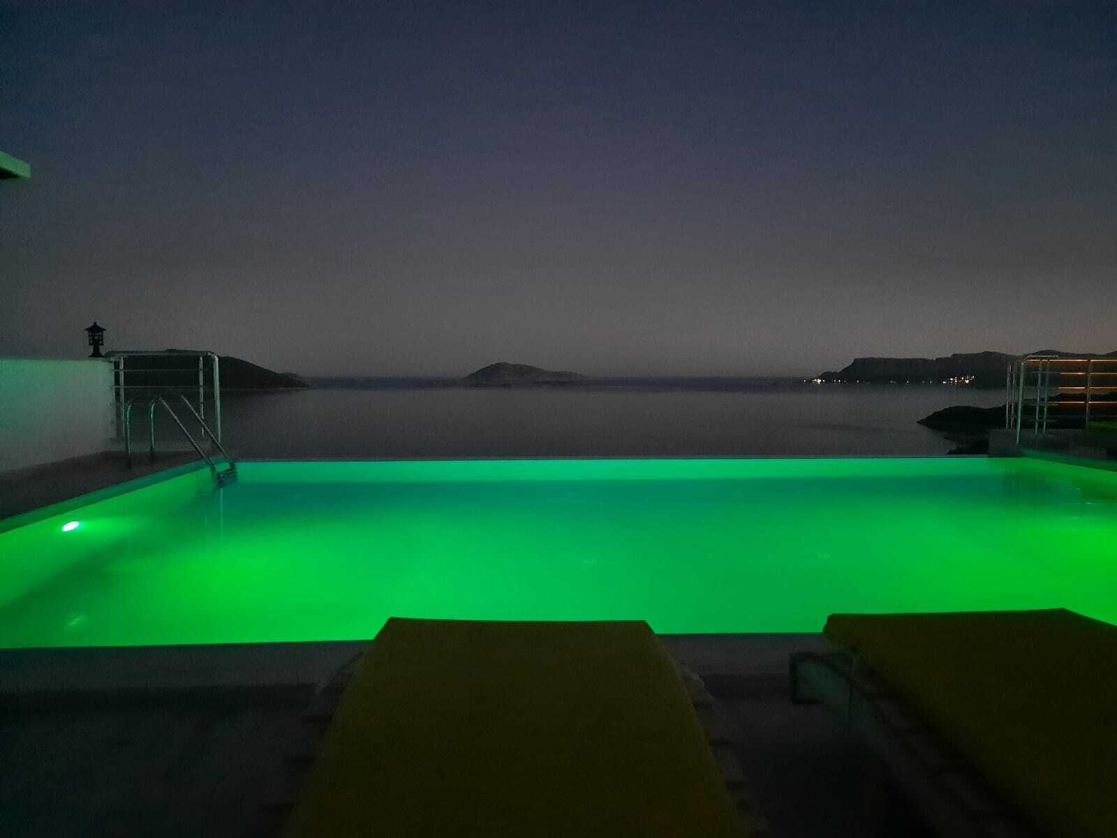 Blue Island Luxury Hotel