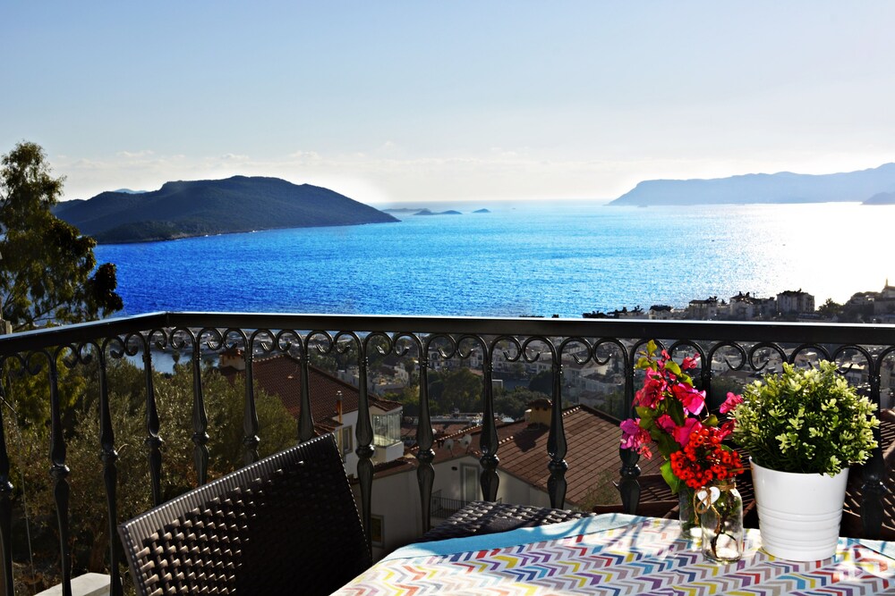 Carpediem Suite Hotel