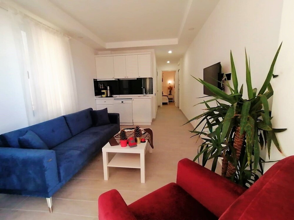 Carpediem Suite Hotel