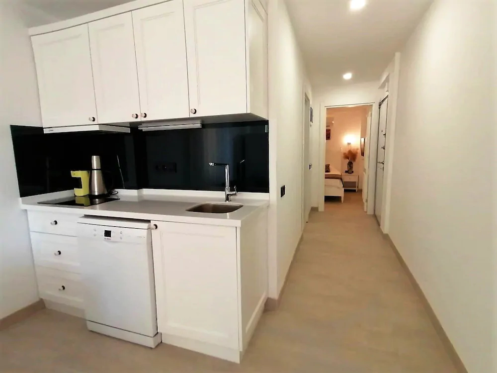 Carpediem Suite Hotel