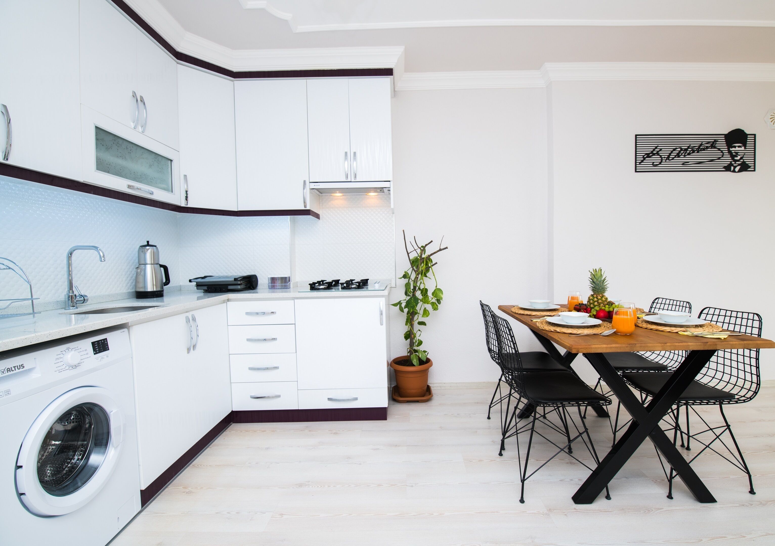 Kas Kekik Apart
