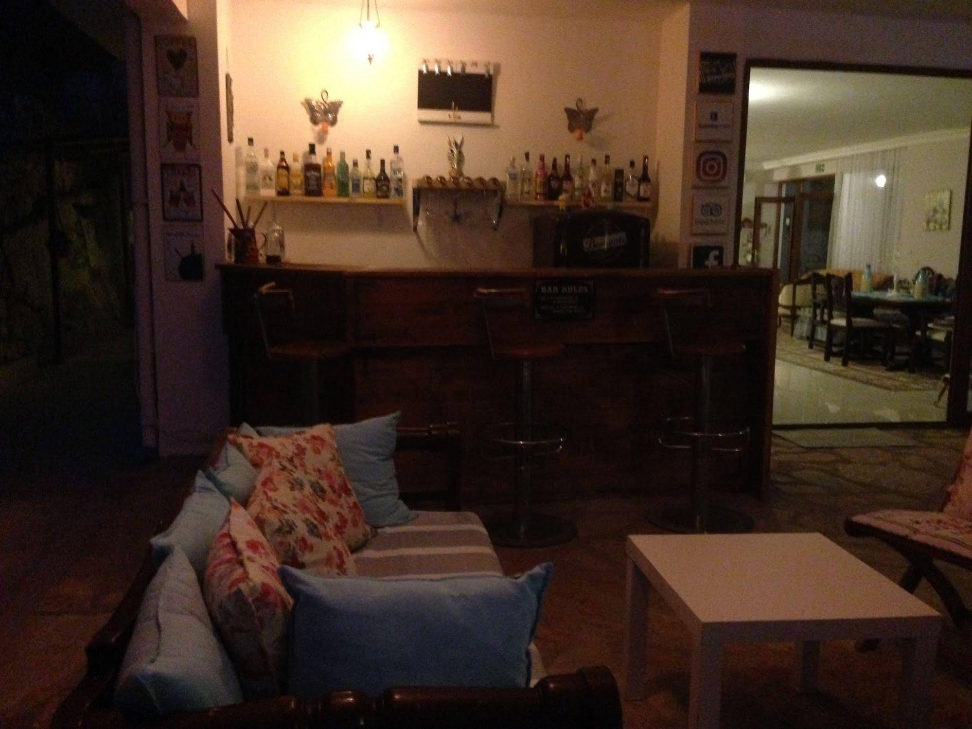 Lavender's Lodge Otel