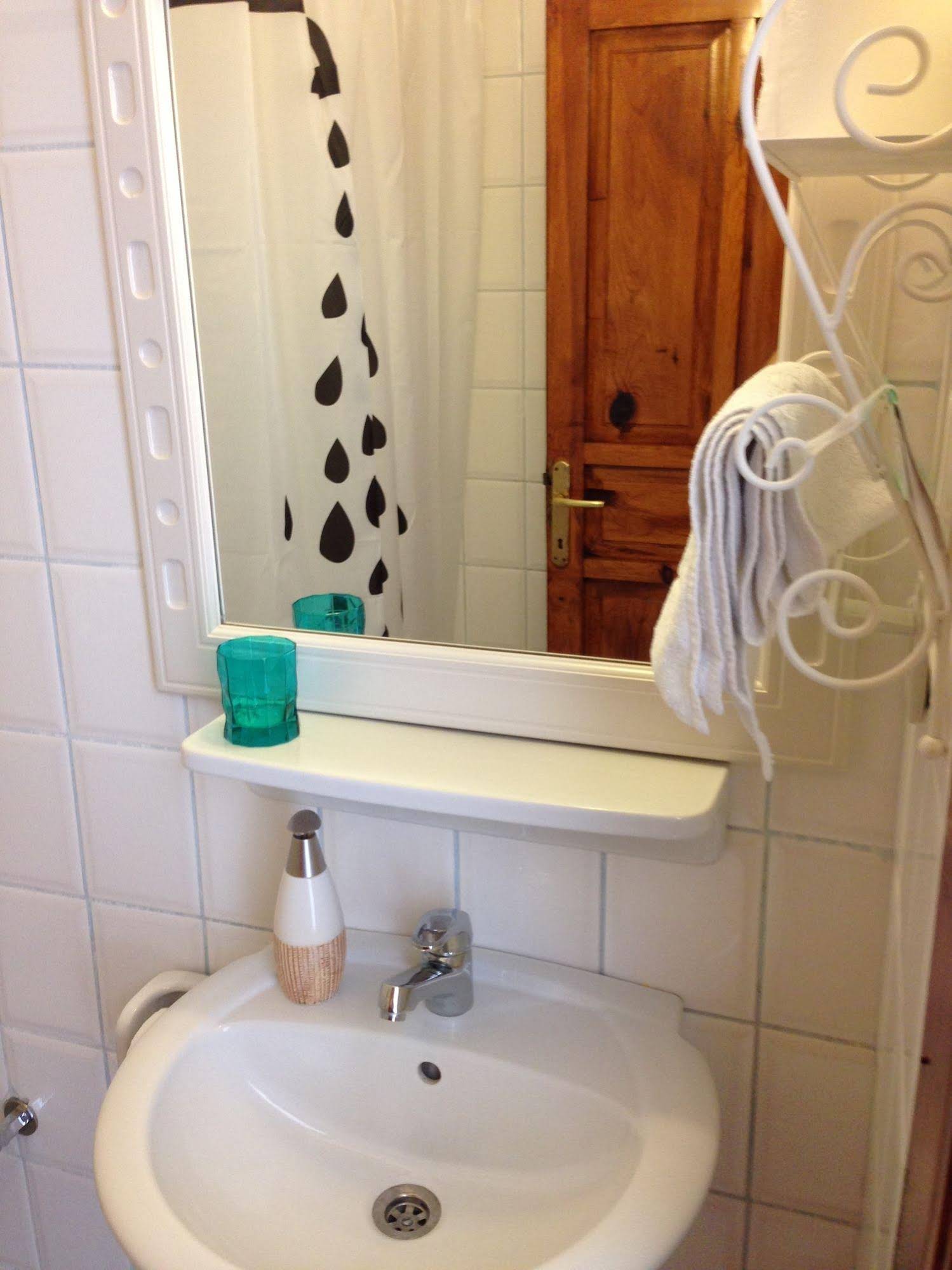 Lavender's Lodge Otel