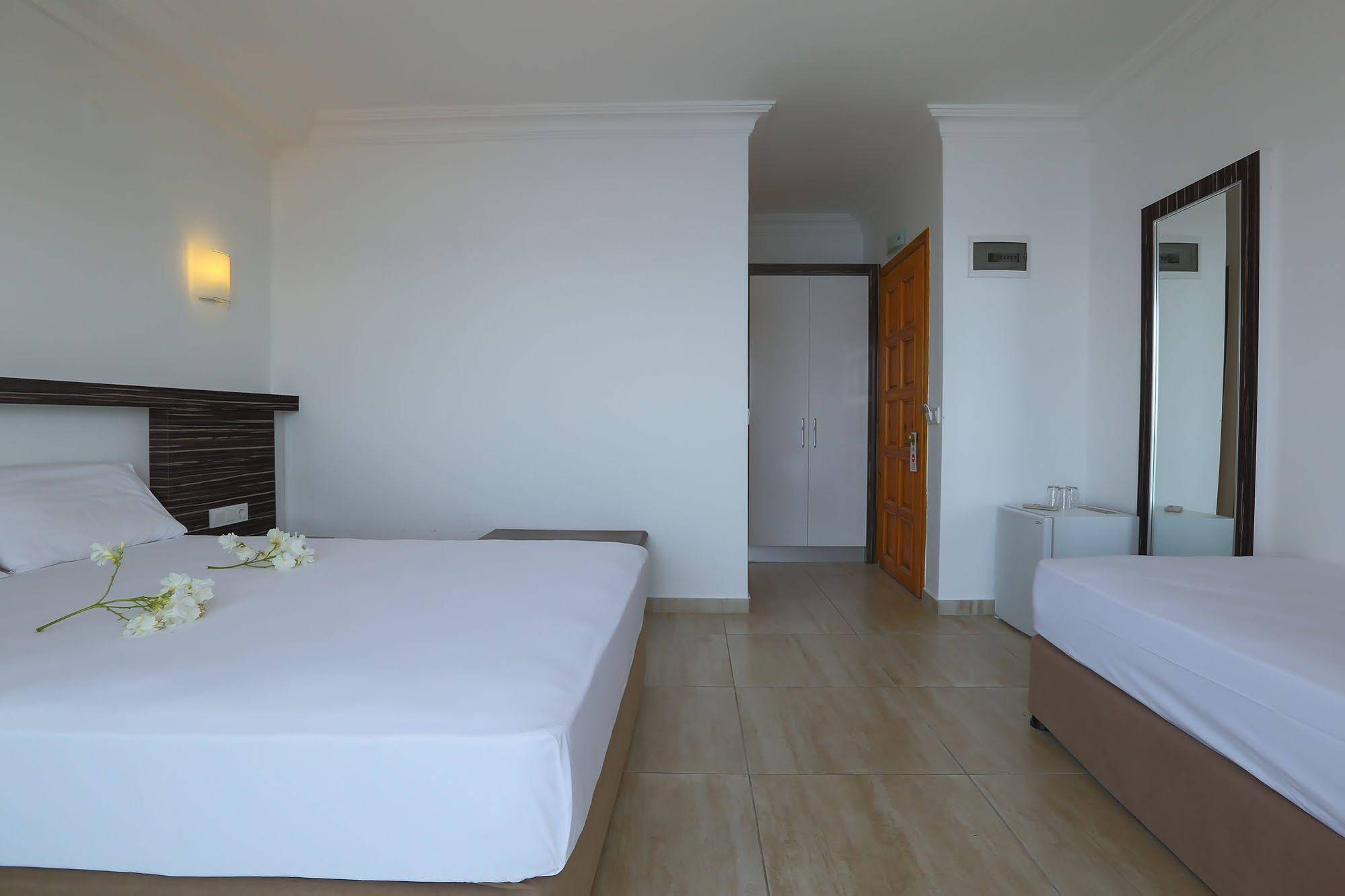 Belinda Hotel
