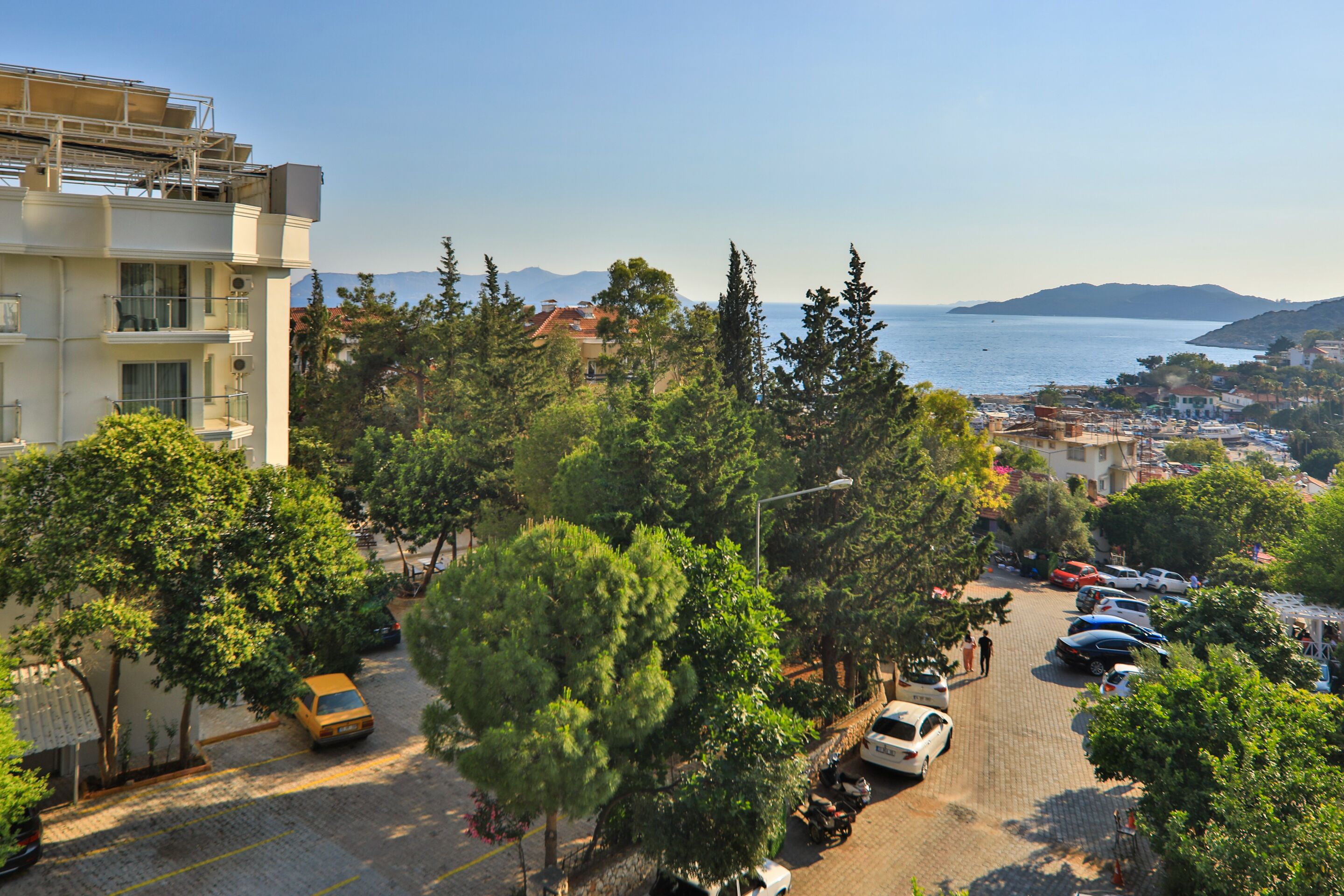Lora Kas Otel