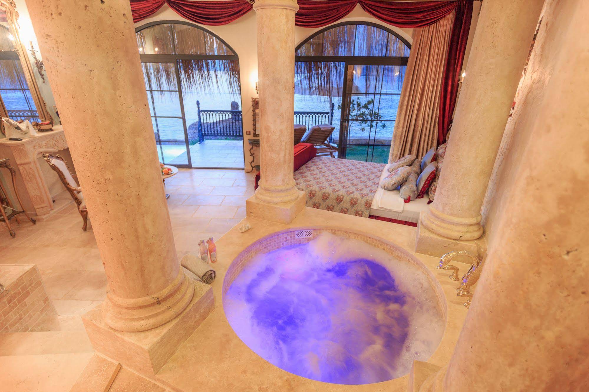 Lukka Exclusive Hotel