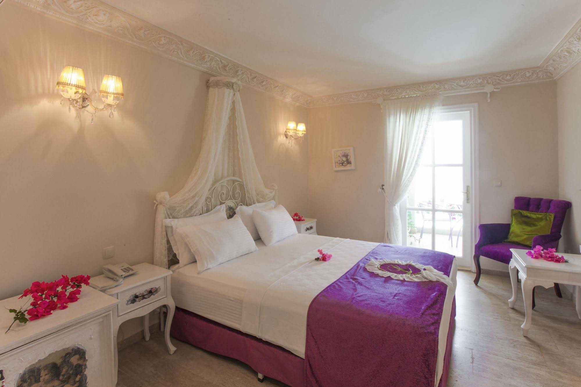Lukka Exclusive Hotel
