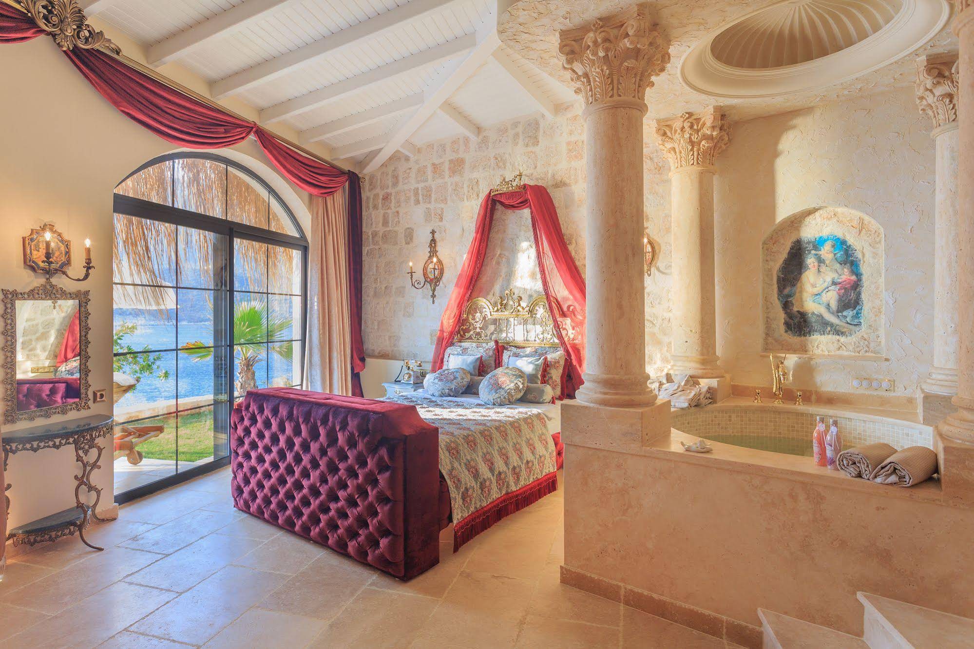 Lukka Exclusive Hotel