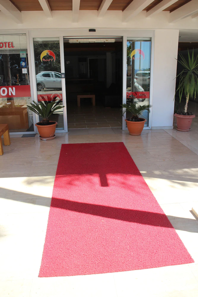 Narr Hotel