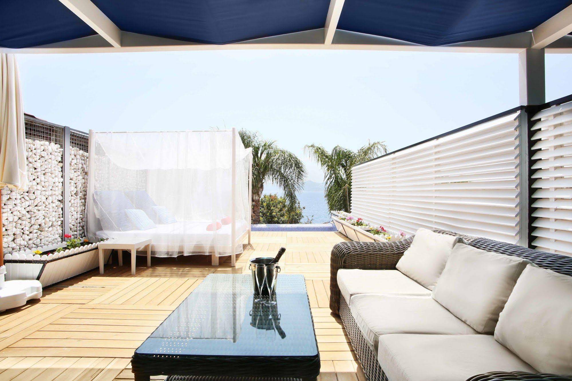 Nur Beach Hotel