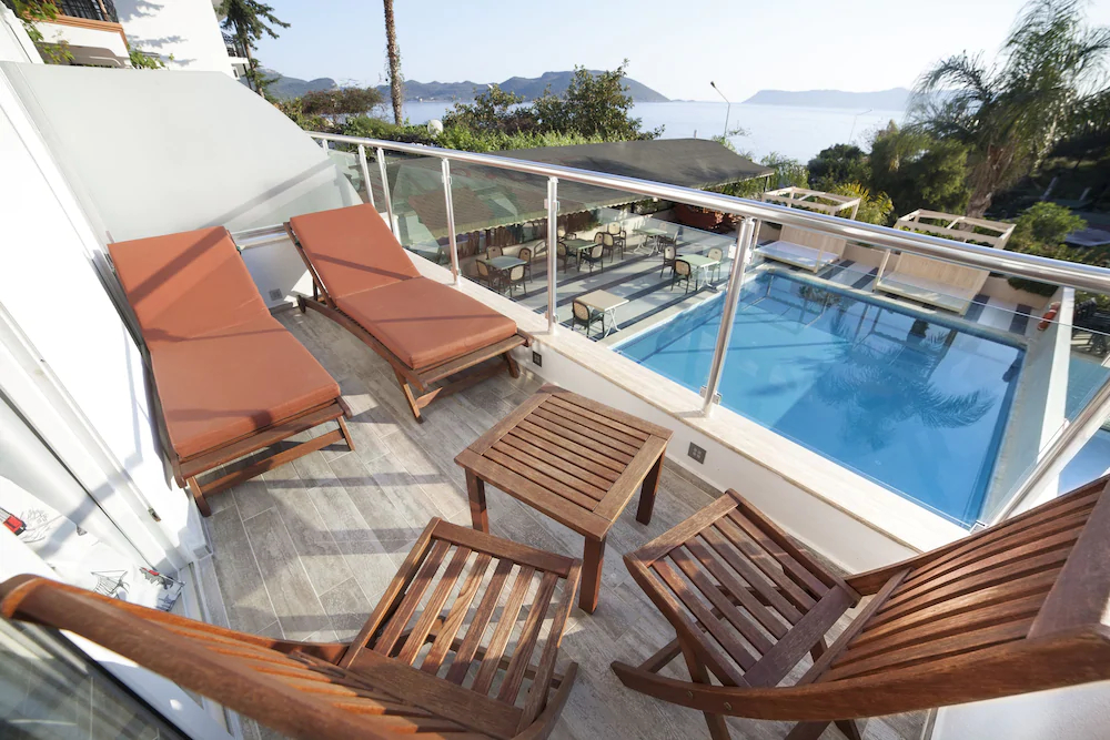 Nur Hotel