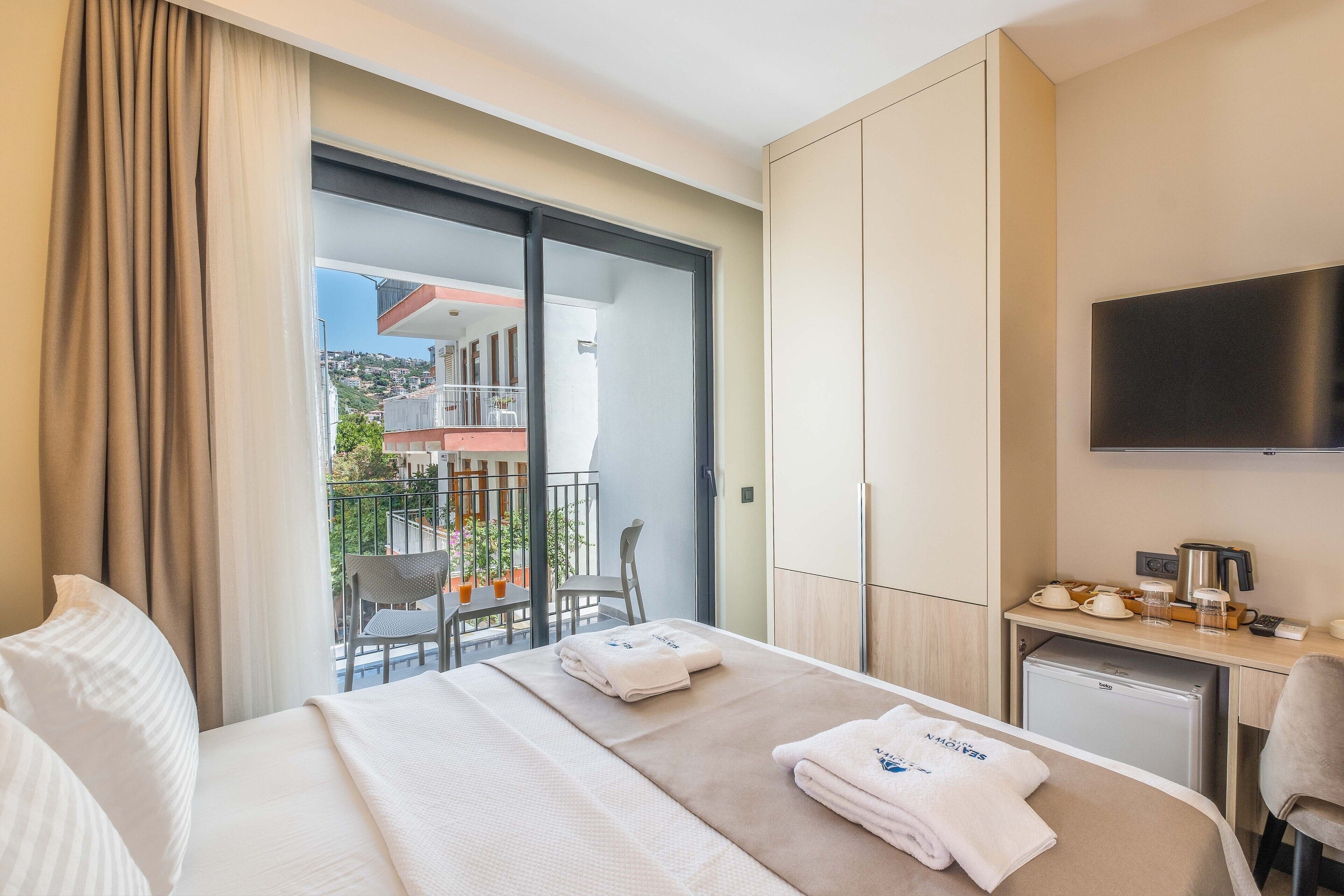 Seatown Hotel