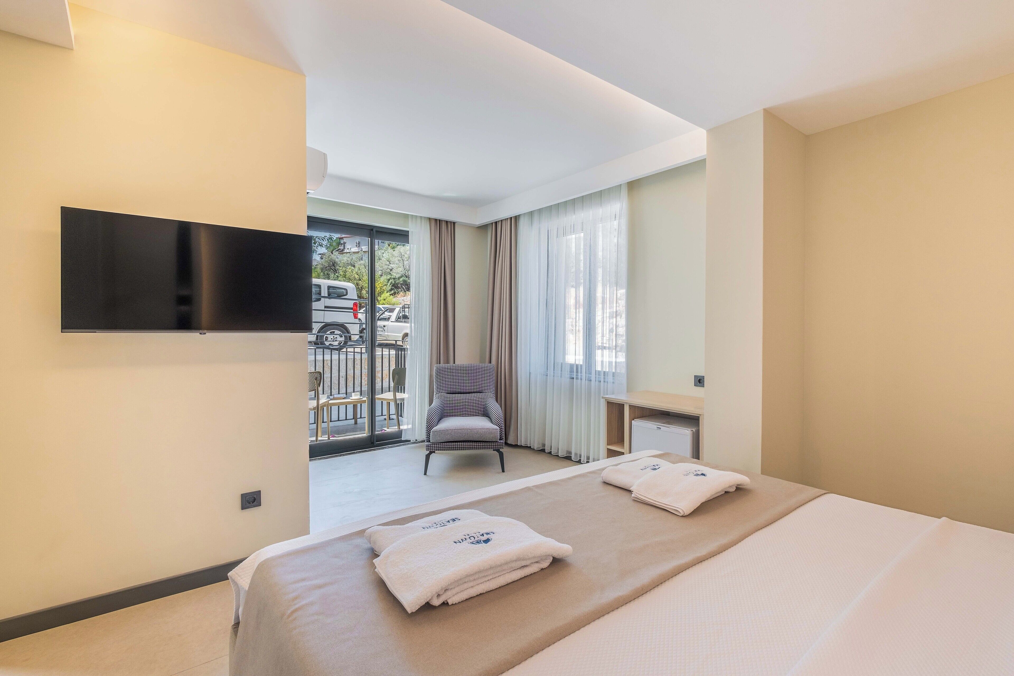 Seatown Hotel