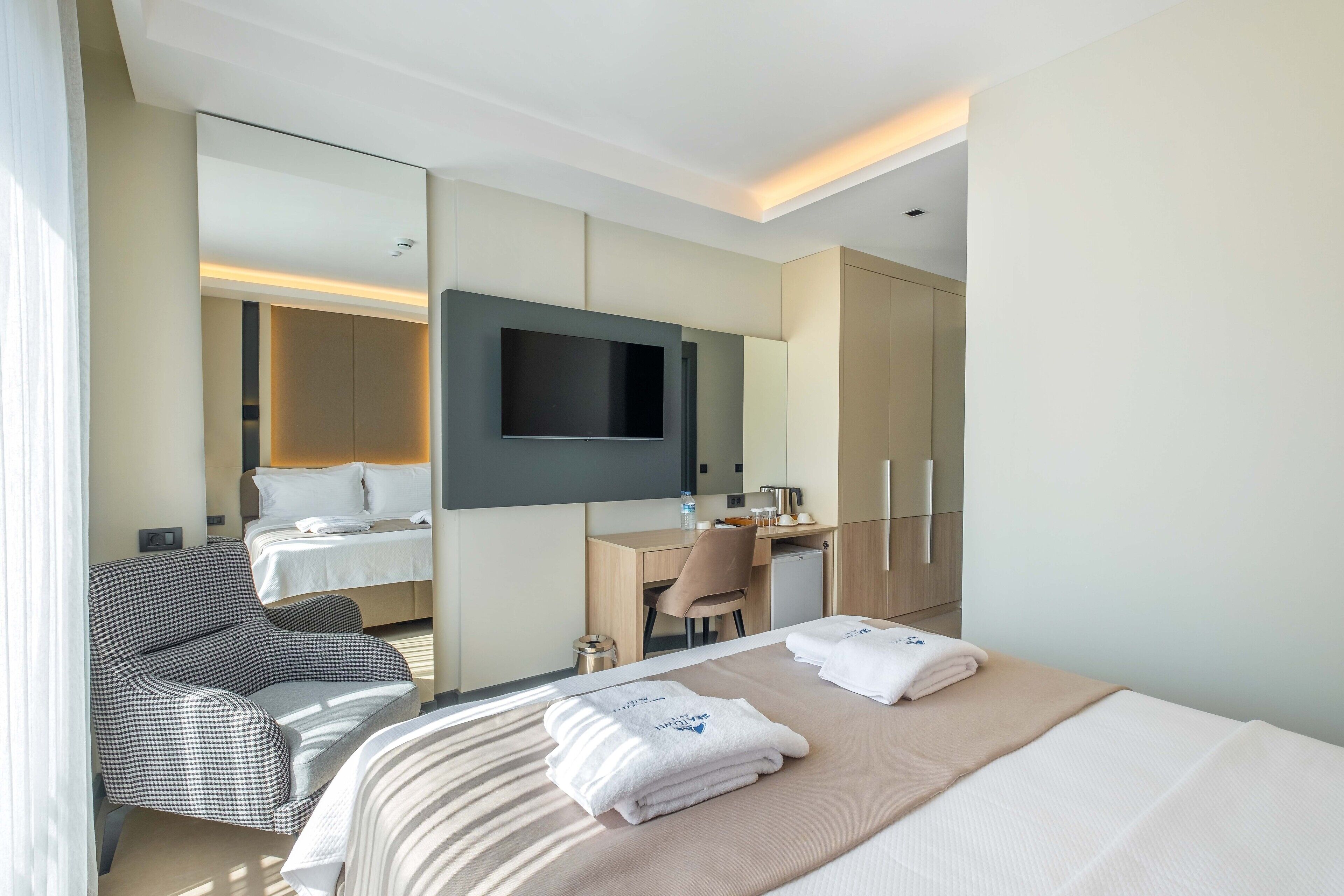 Seatown Hotel