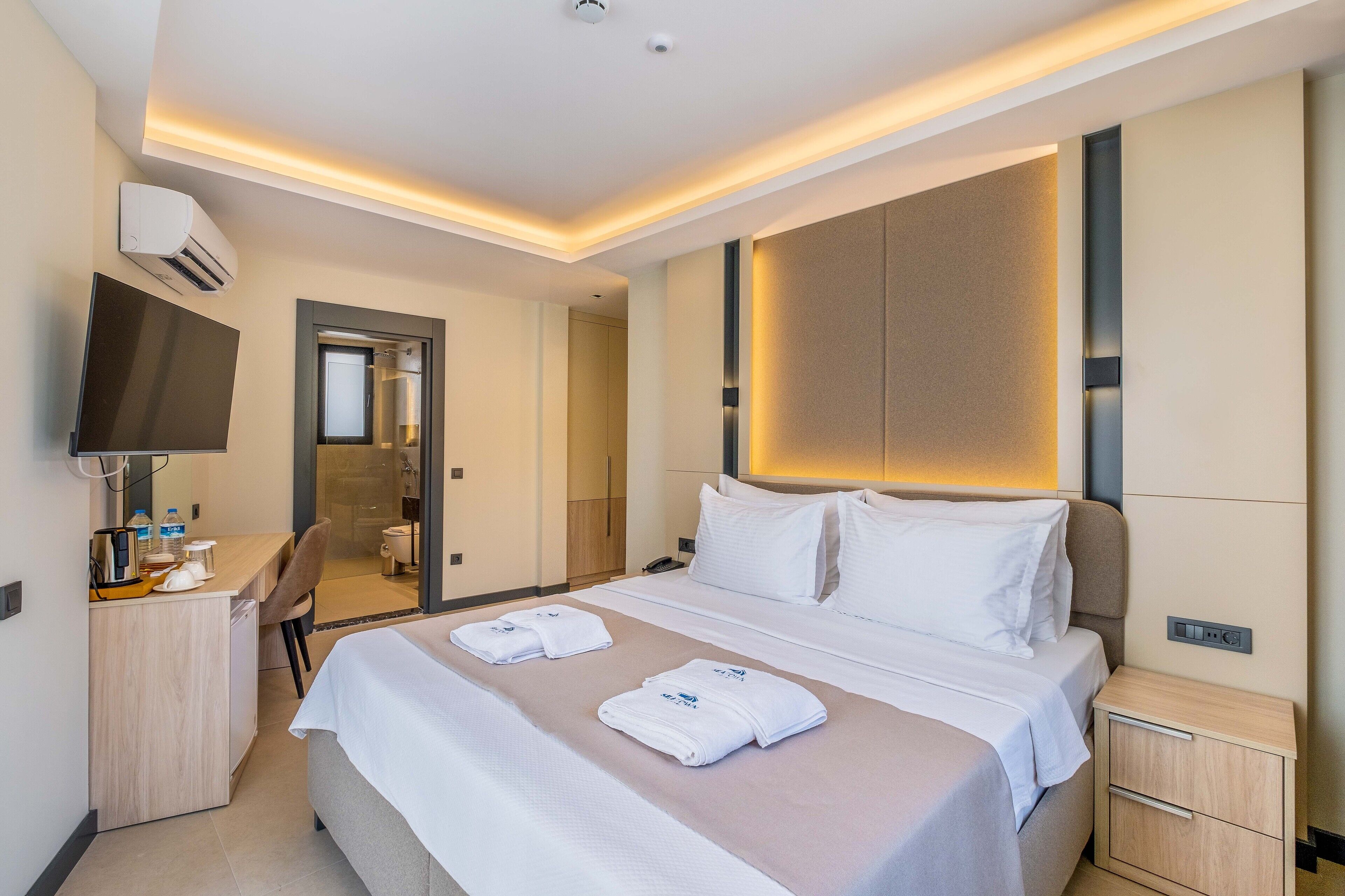 Seatown Hotel