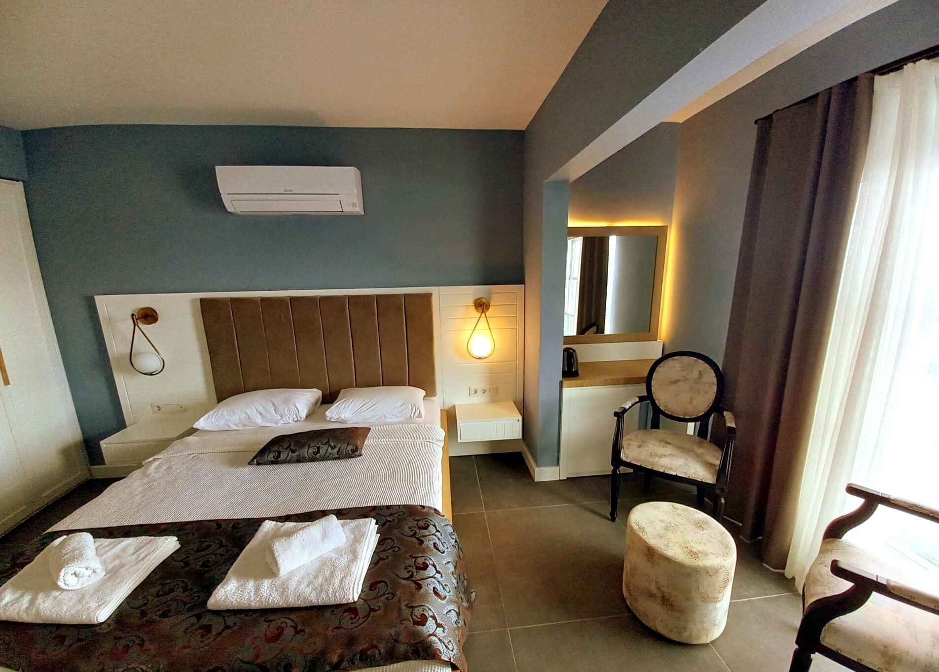 Un Amor The Hotel