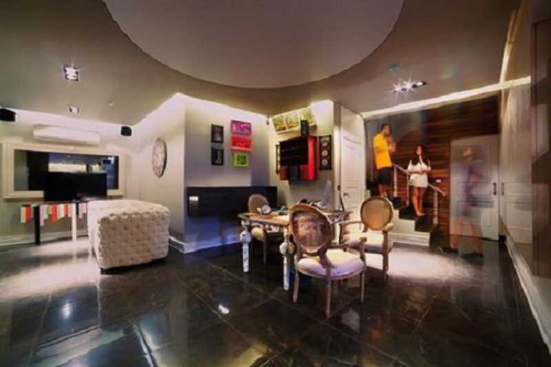 Upperhouse Hotel