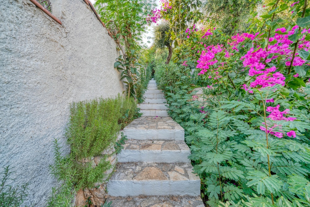 Villa Lycia