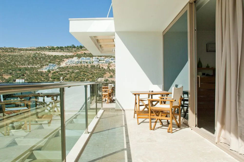 Villa Moonshine
