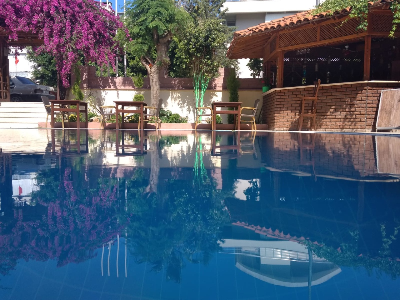 Agon Hotel