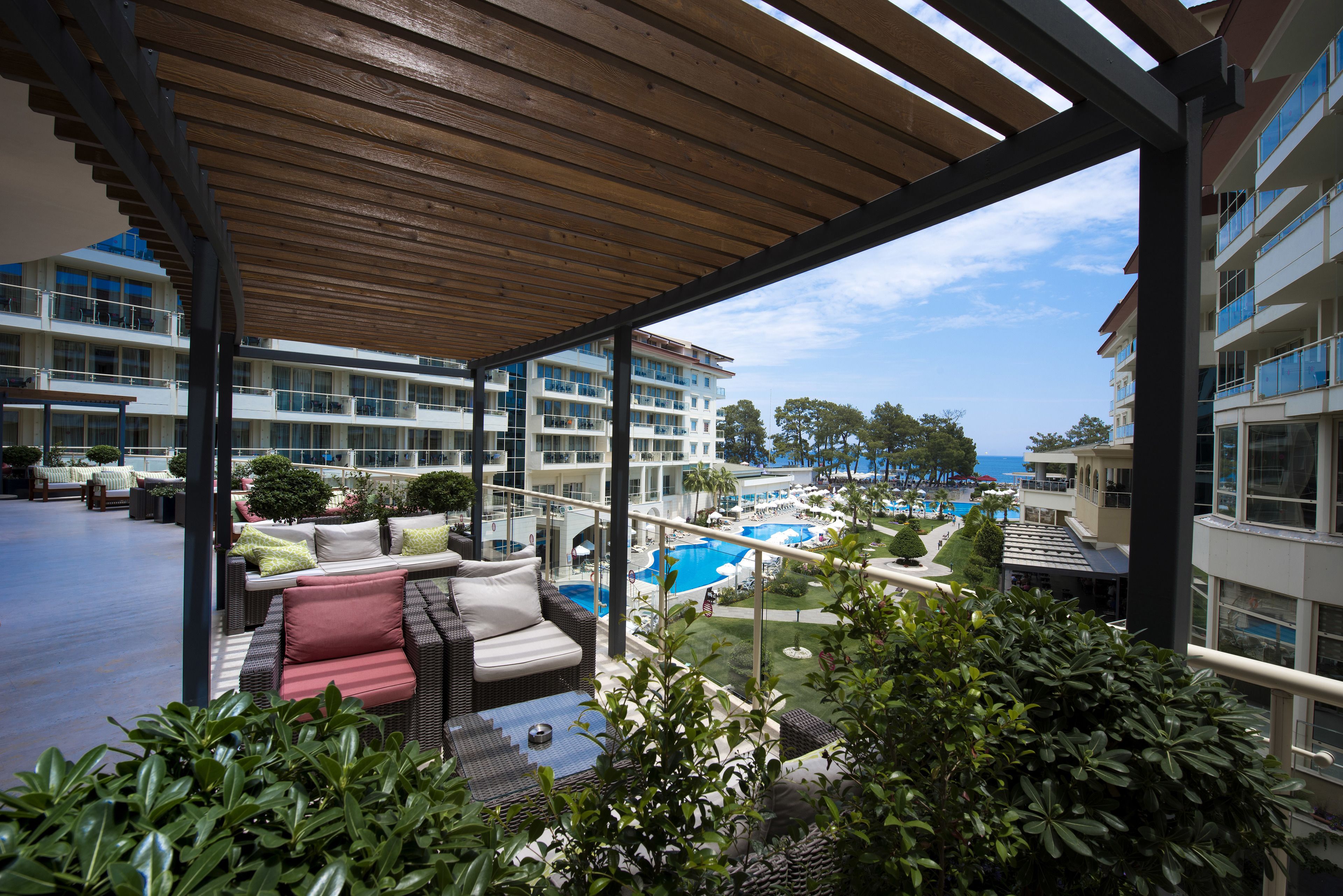 Akra Kemer