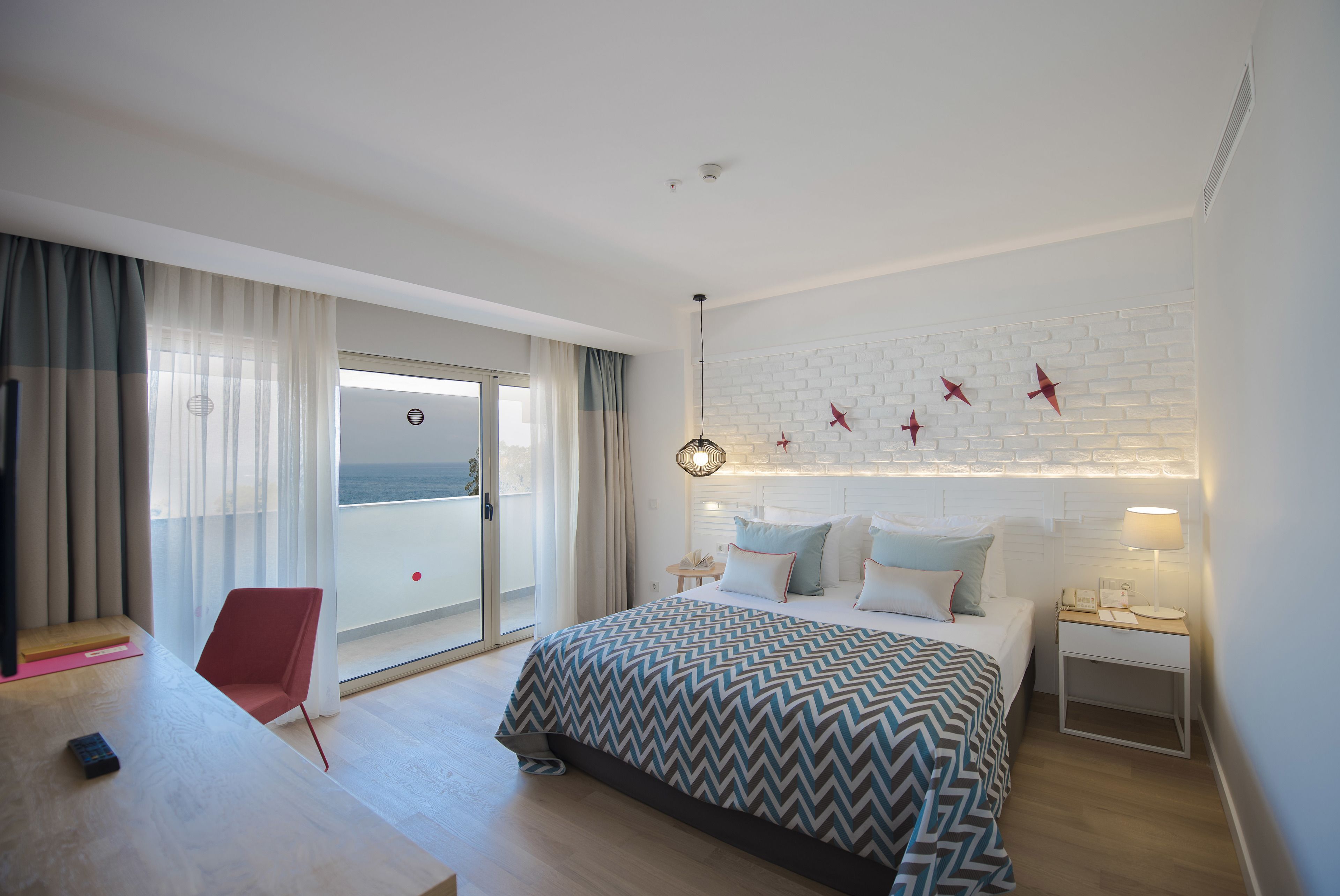 Akra Kemer