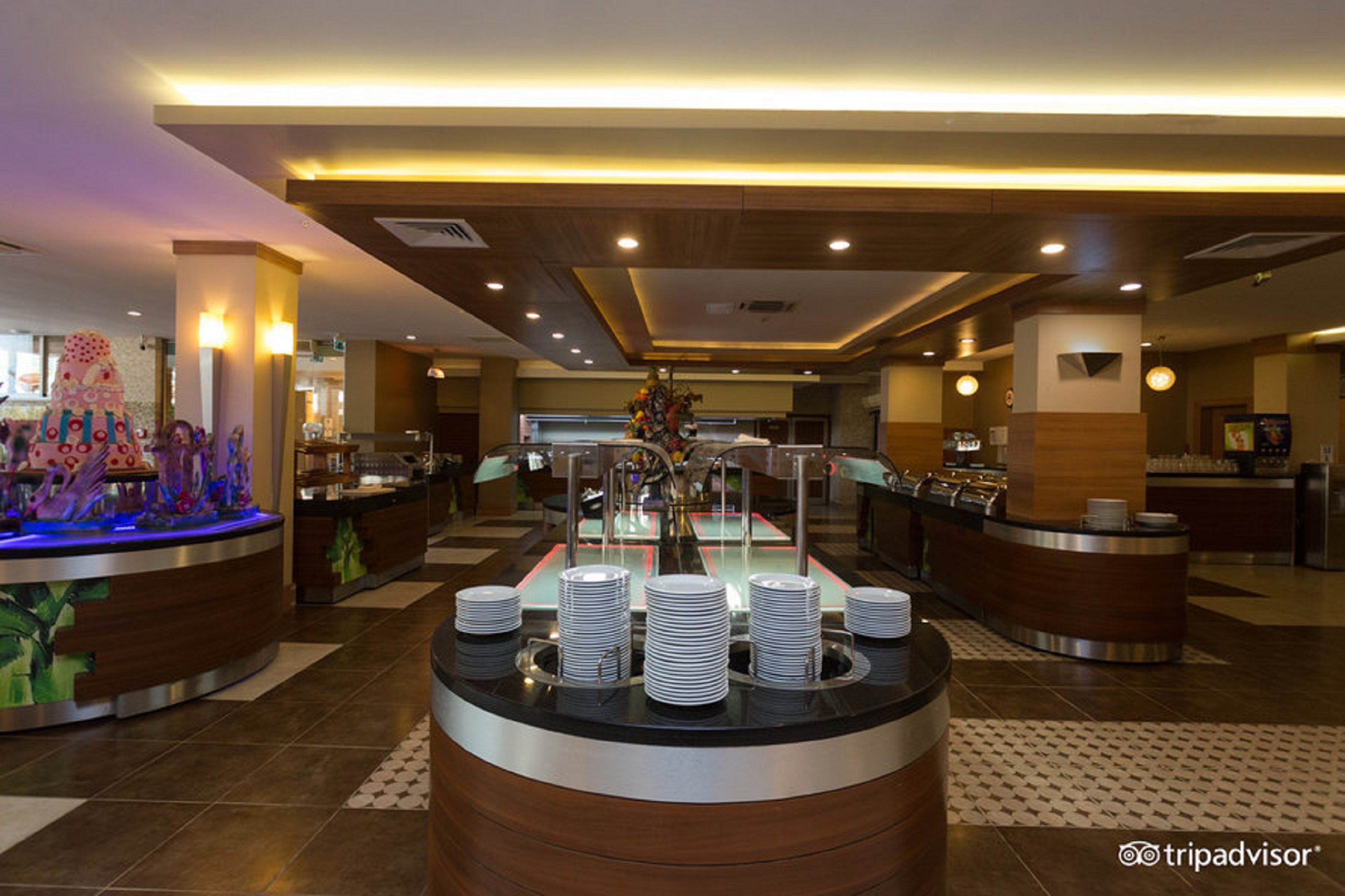 Ambassador Plaza Hotel