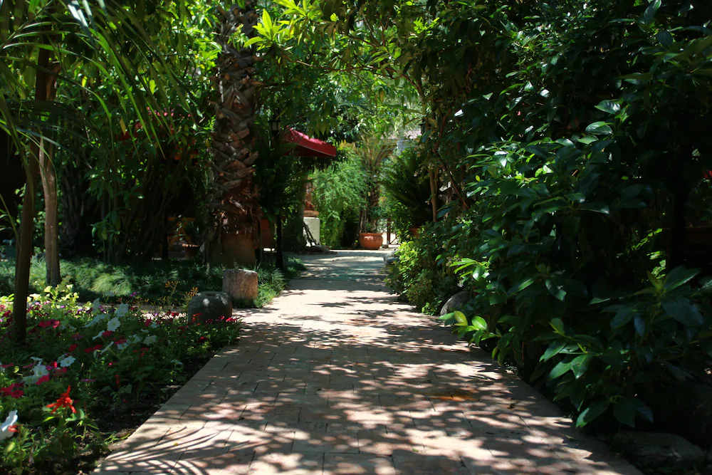 Azur Hotel