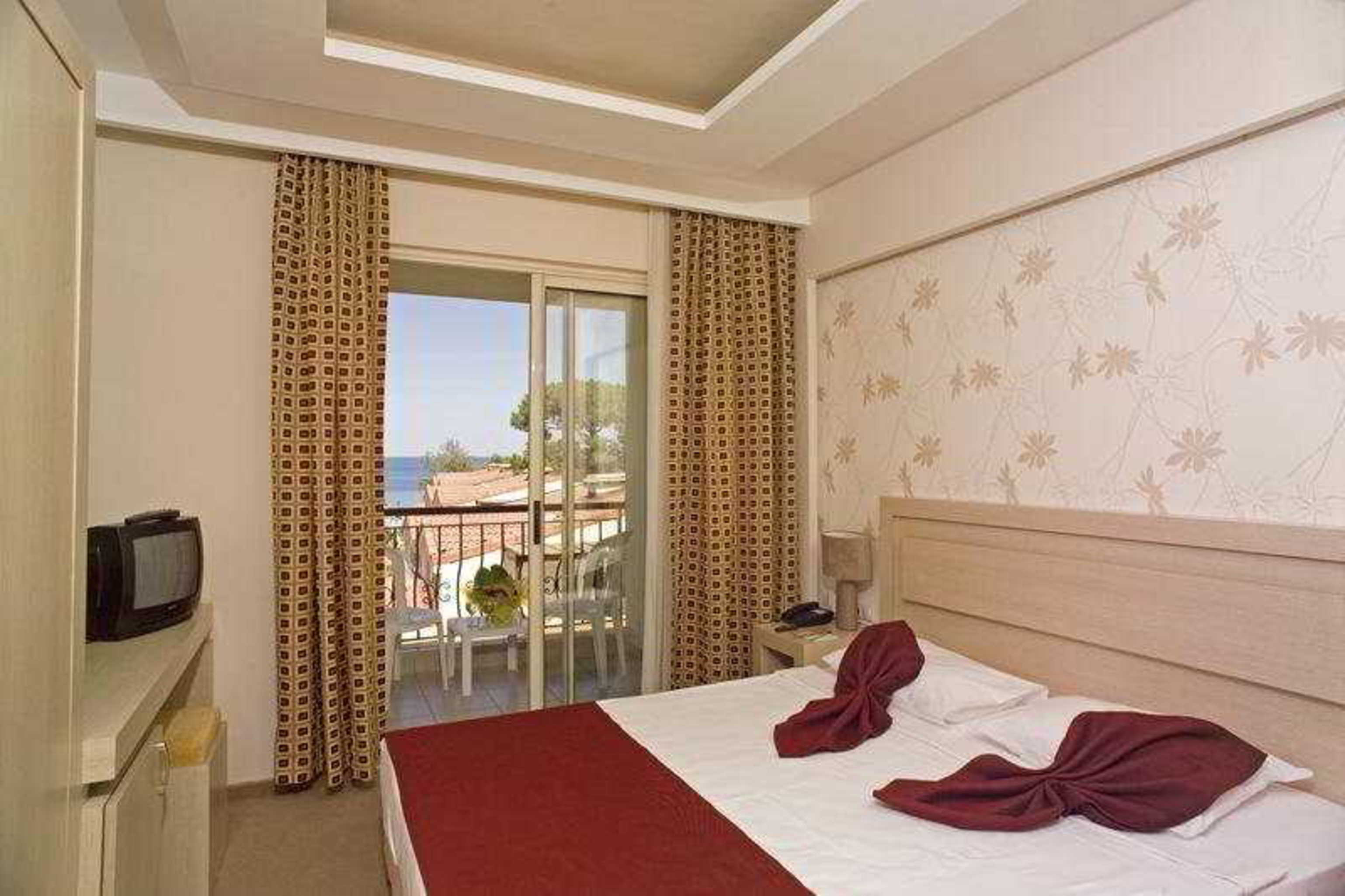 Crystal Aura Beach Resort & Spa