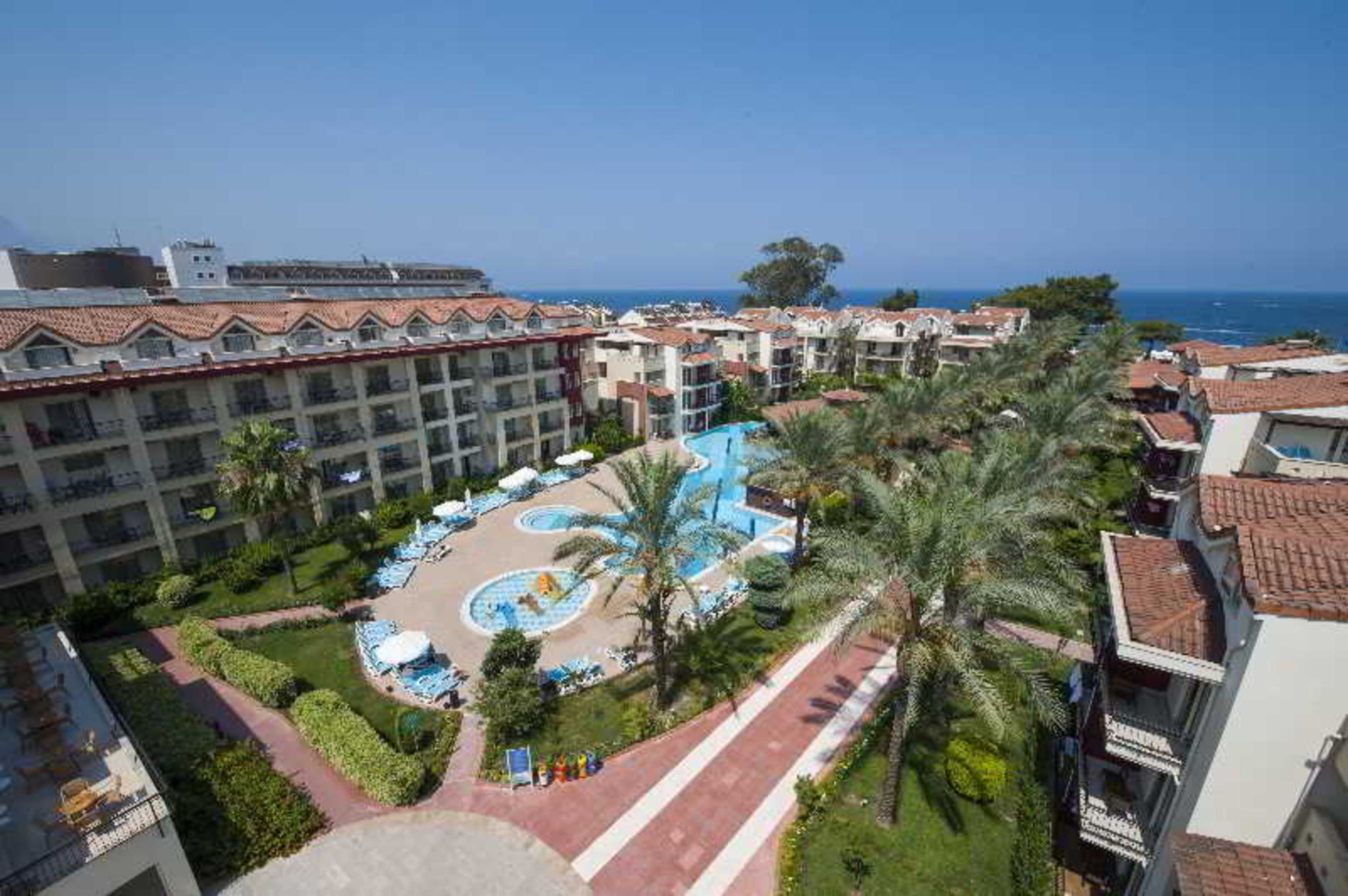 Crystal Aura Beach Resort & Spa
