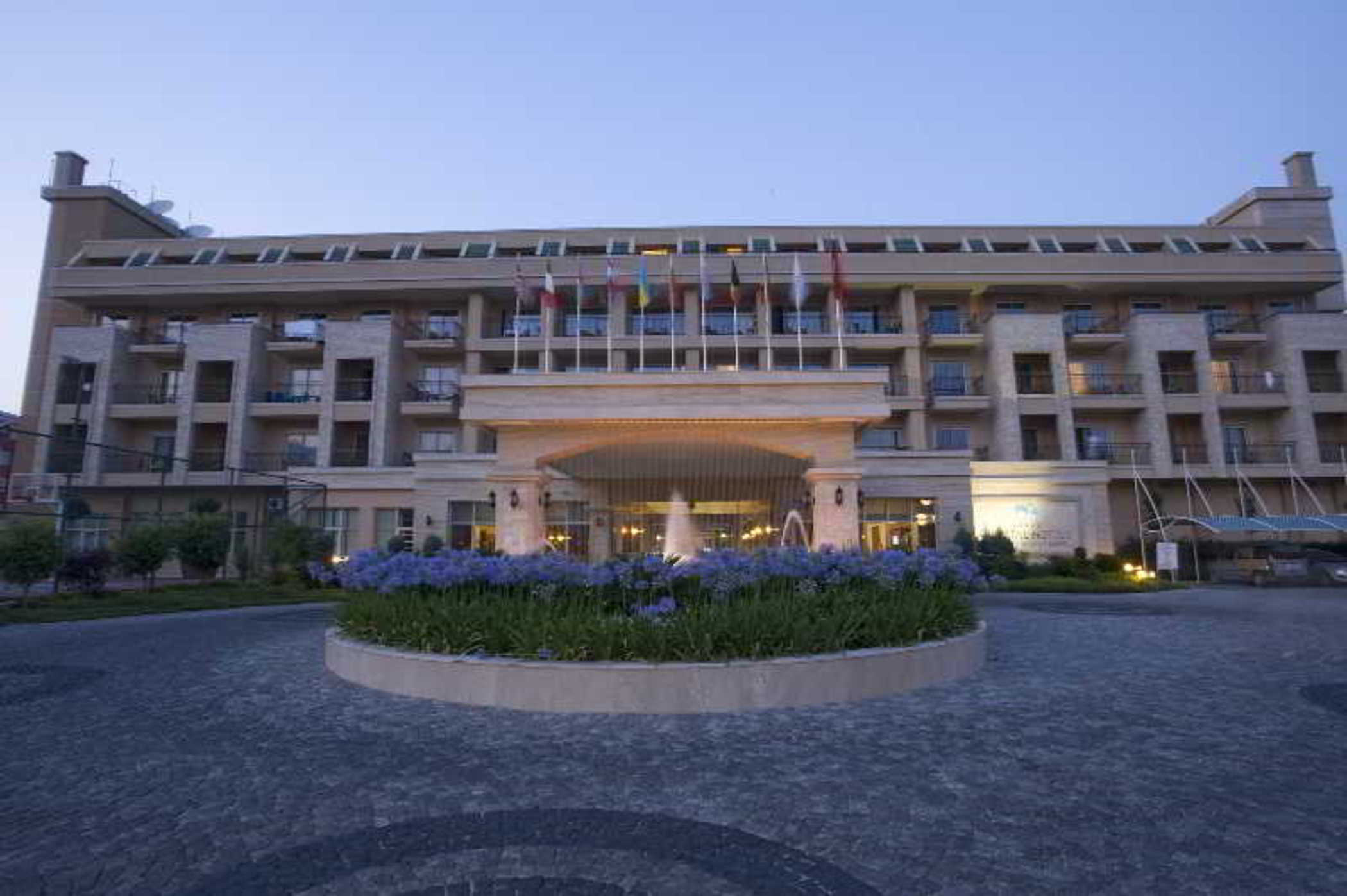 Crystal De Luxe Resort & Spa