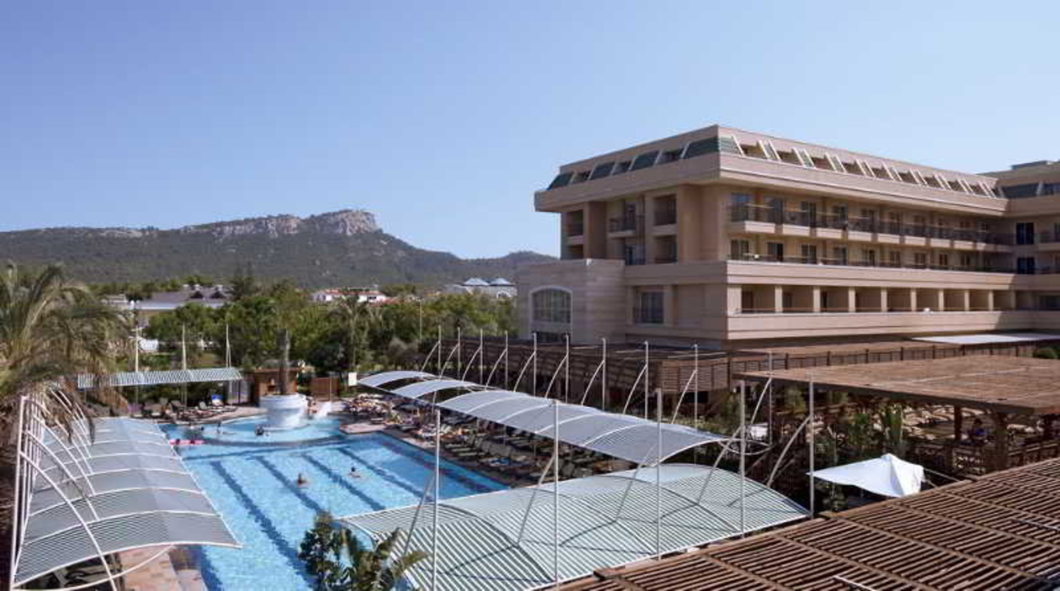 Crystal De Luxe Resort & Spa