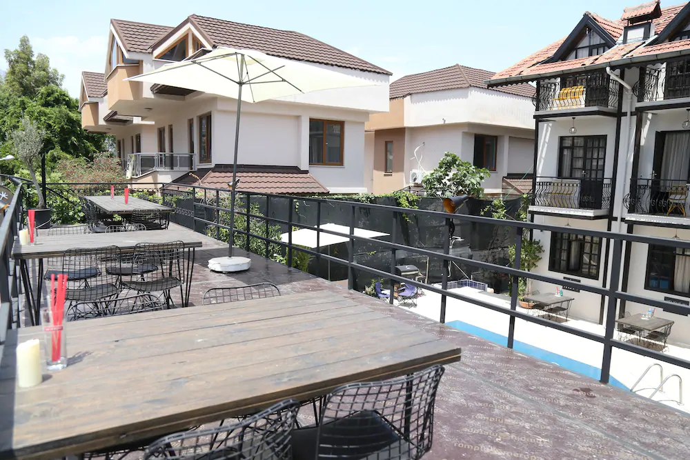 Derin Luxury Hotel
