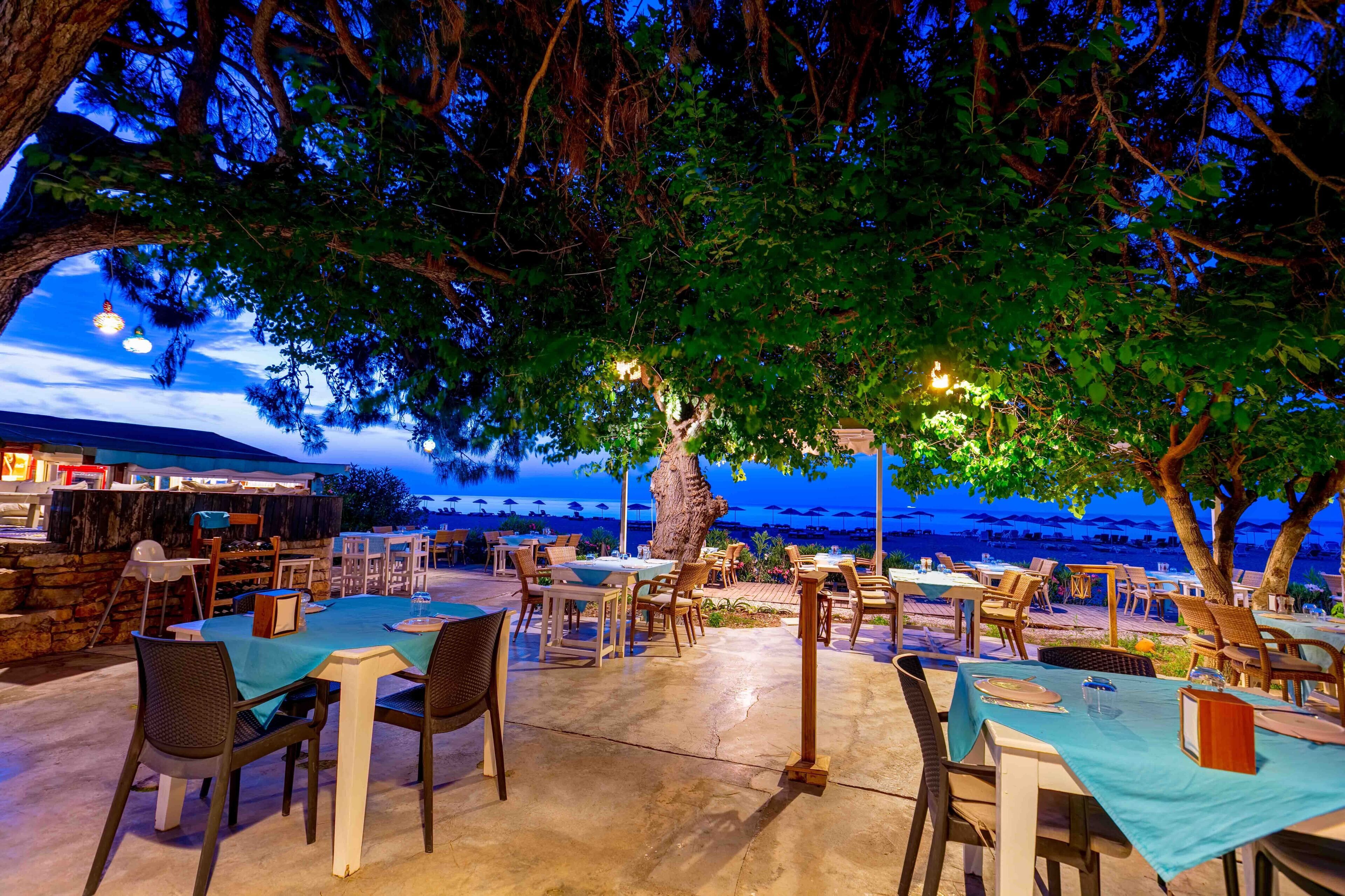 Etenna Beach Bungalows