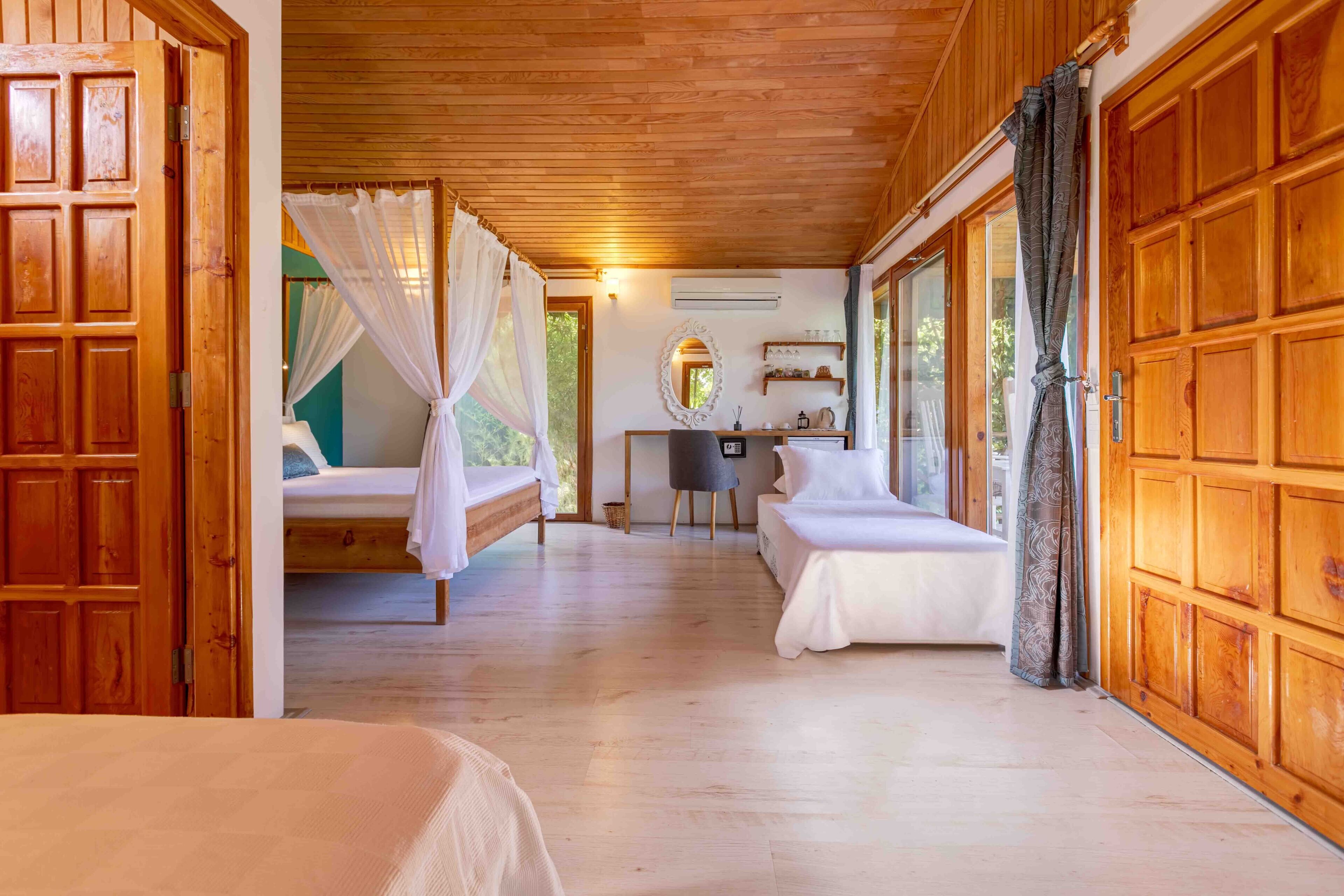Etenna Beach Bungalows