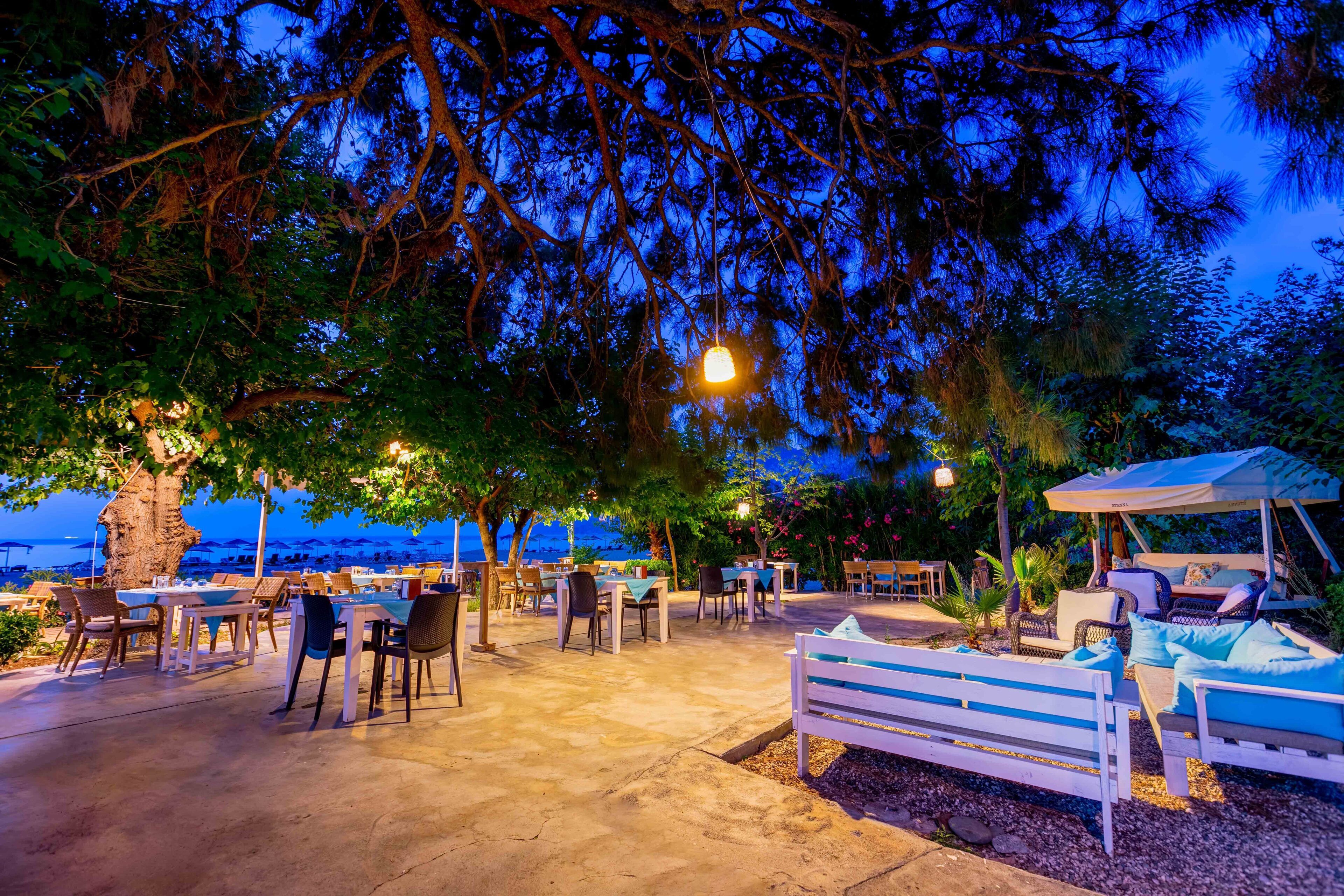 Etenna Beach Bungalows