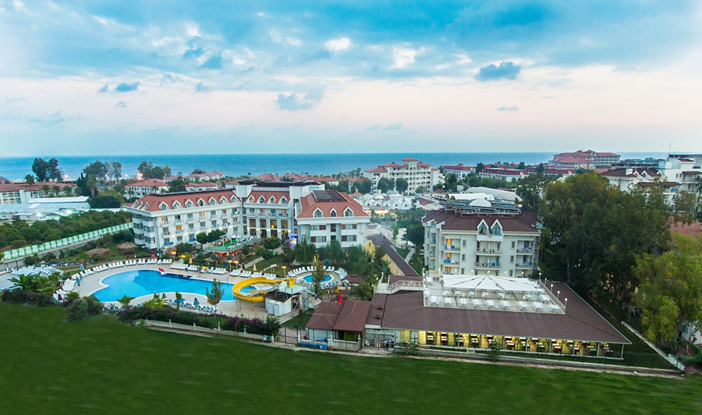 Grand Miramor Hotel