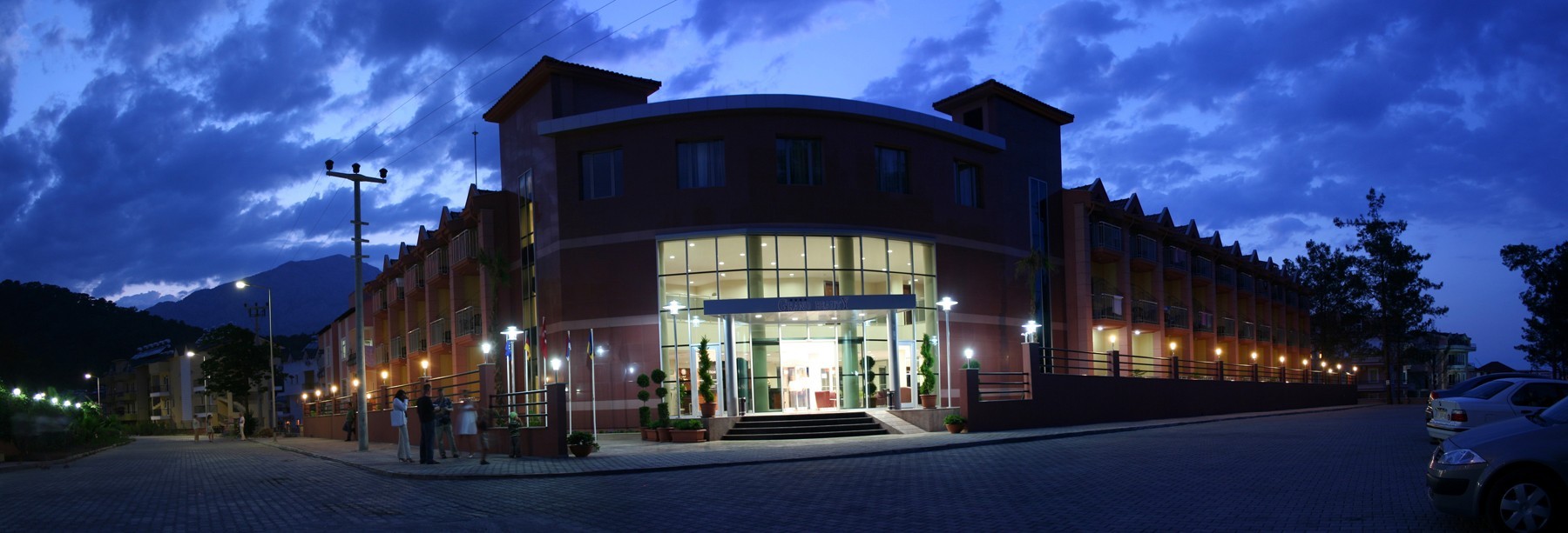 Grand Nar Hotel