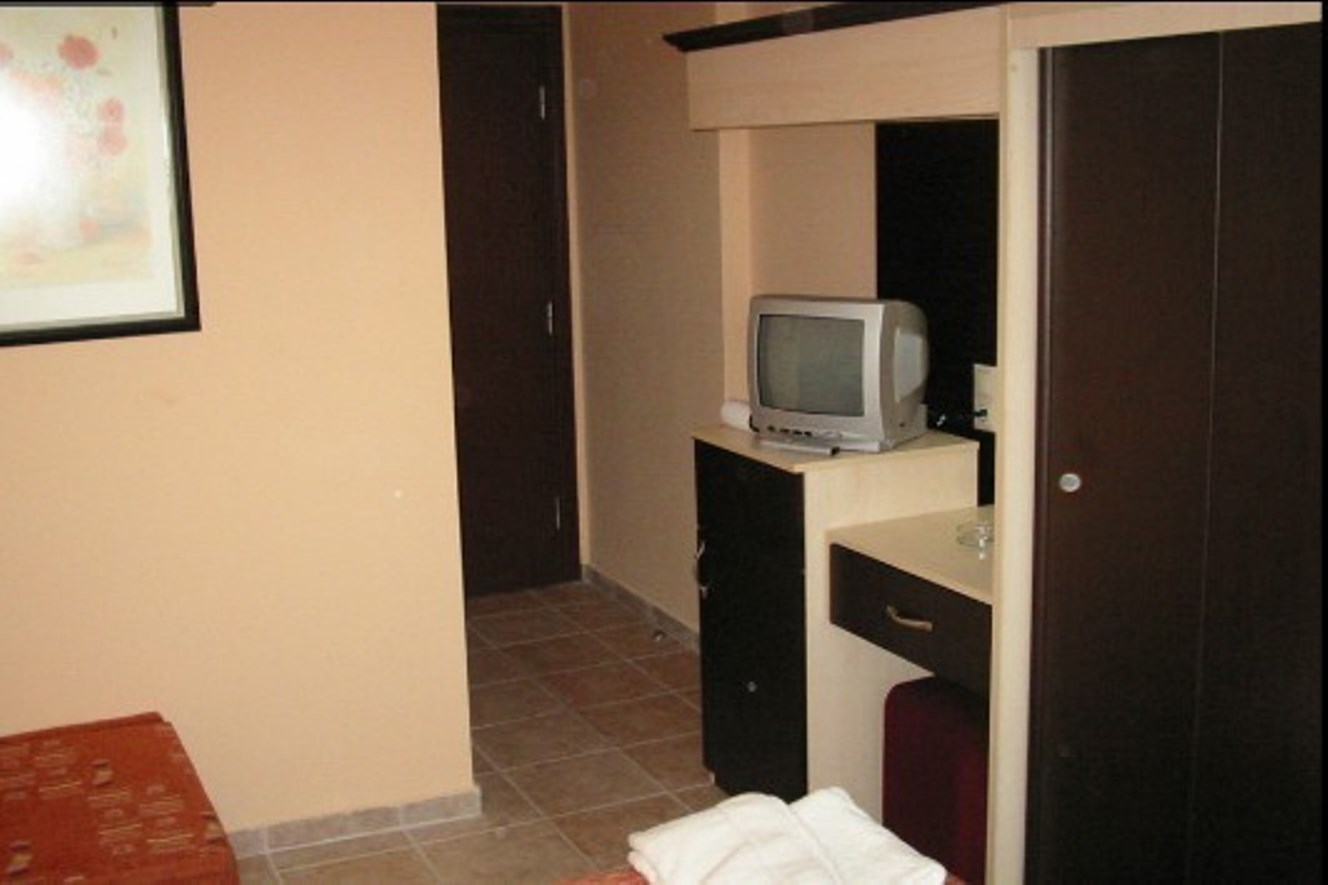 Himeros Beach Hotel