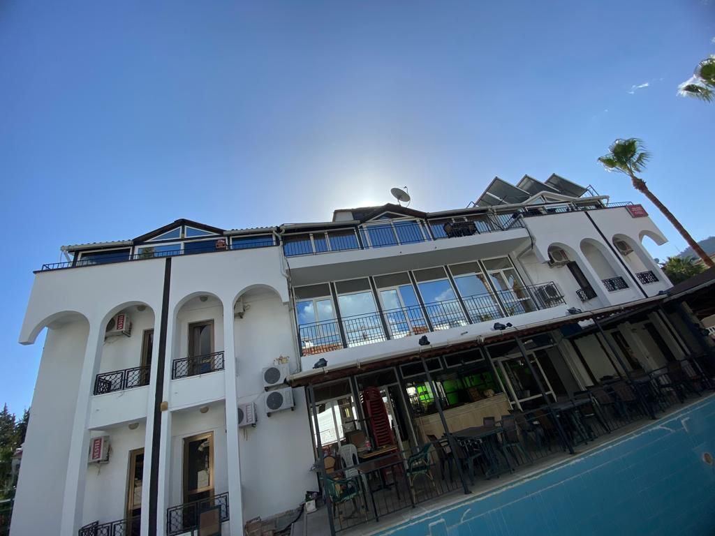 Jest Otel