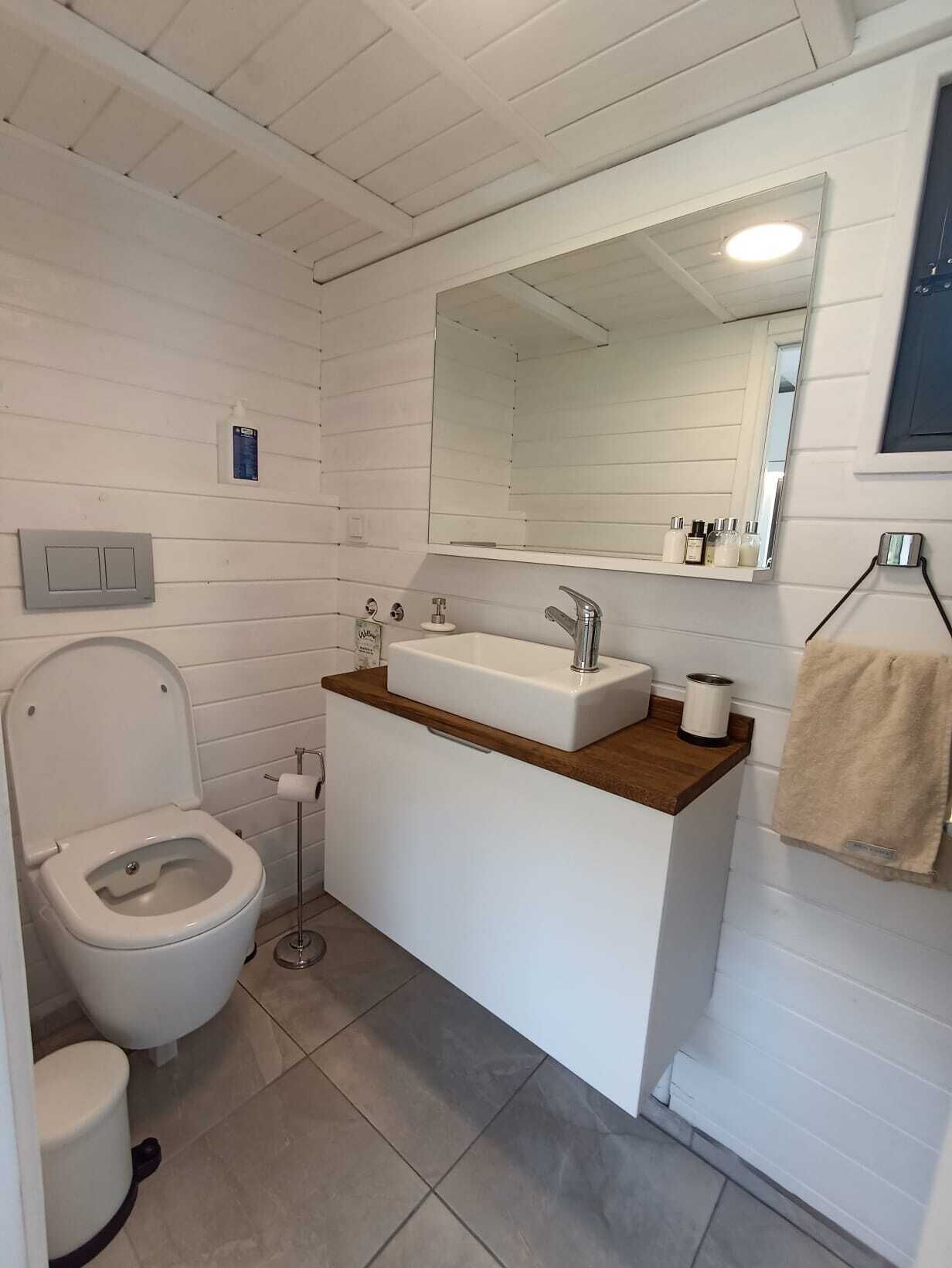 Lemon Tiny House