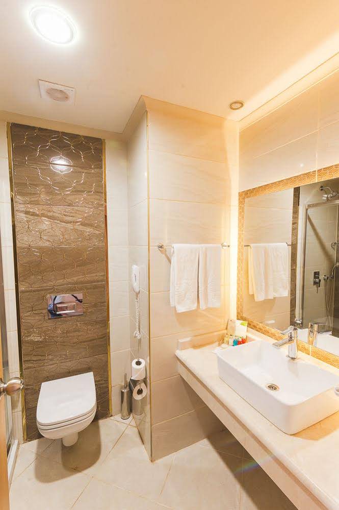 L'oceanica Beach Resort Hotel