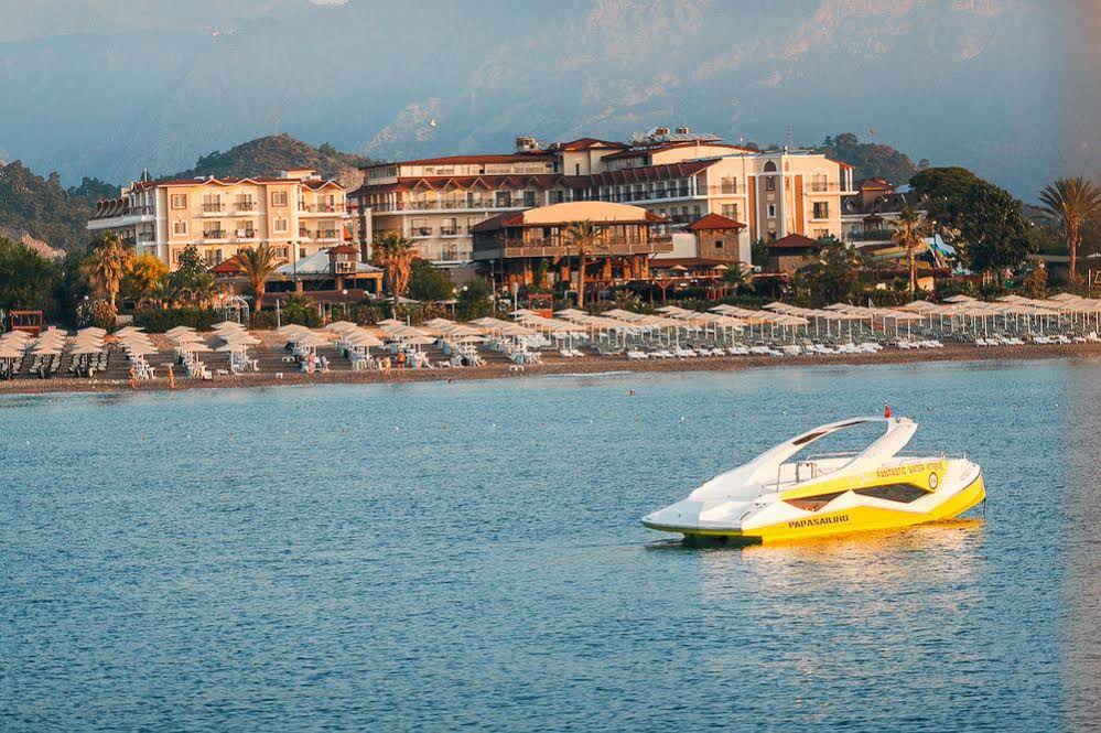 L'oceanica Beach Resort Hotel