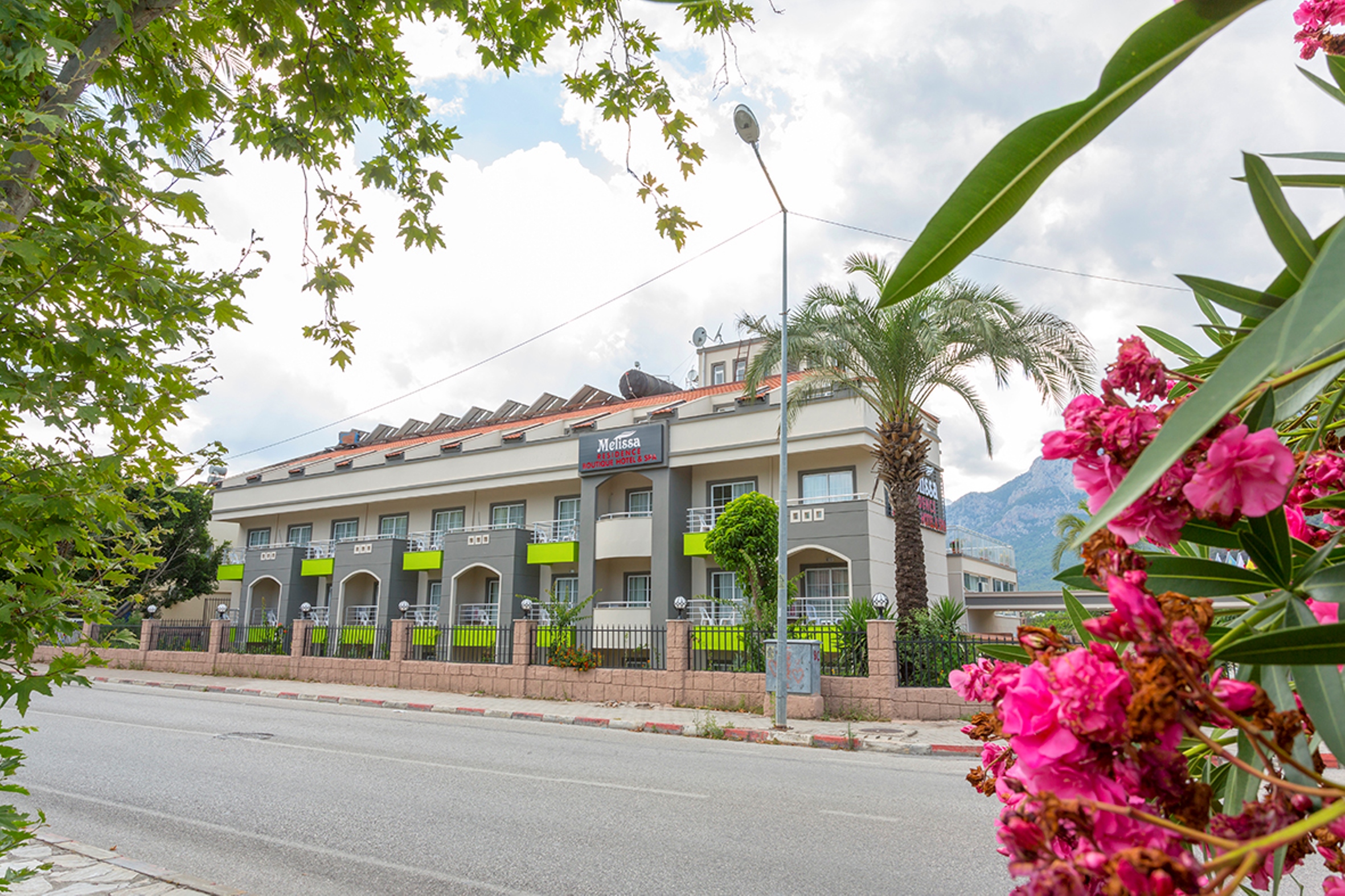 Rich Melissa Hotel & SPA