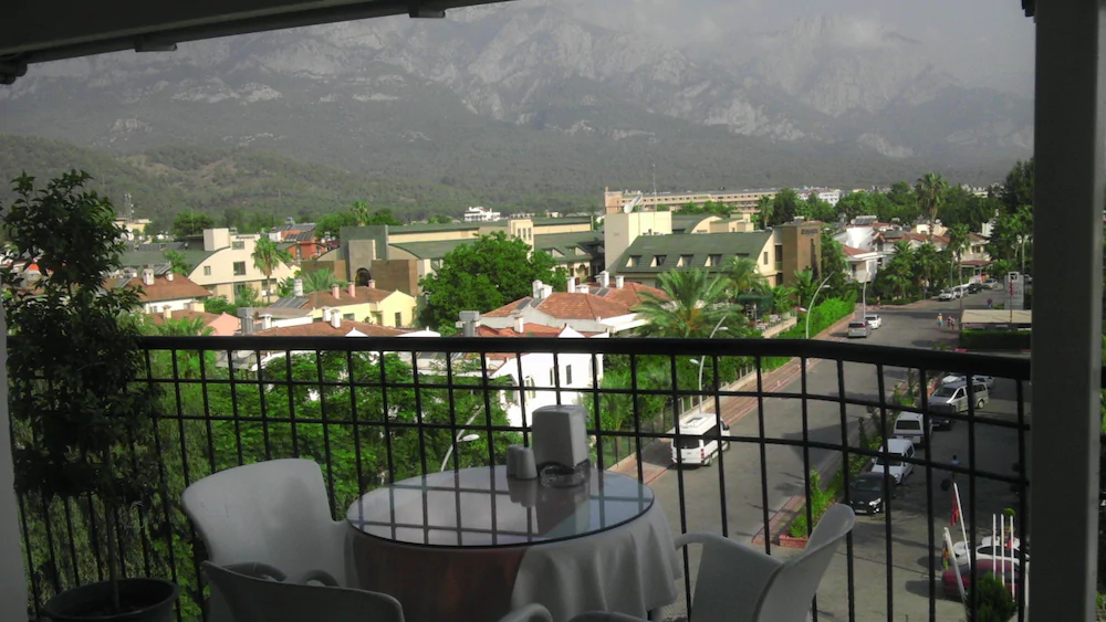 Romeo Beach Hotel