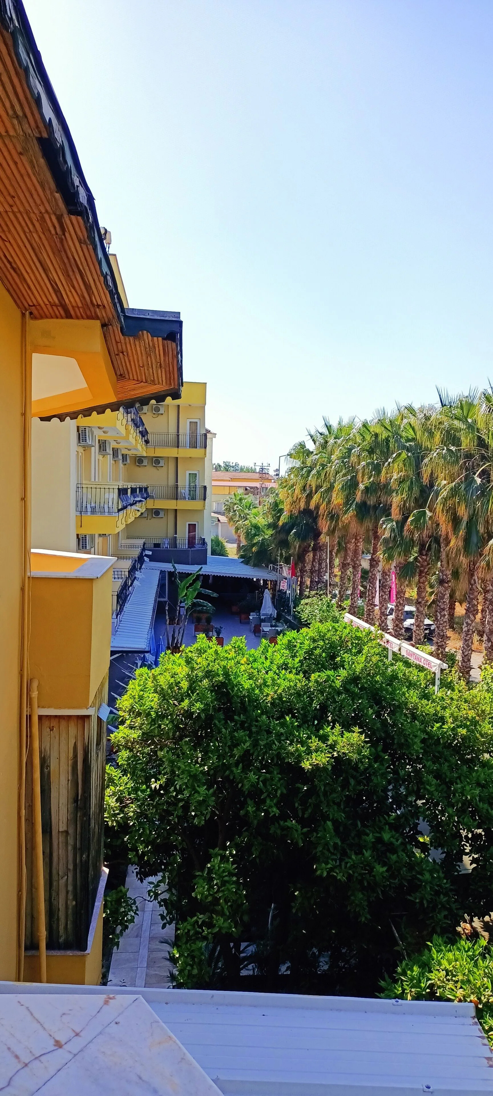 Santana Hotel