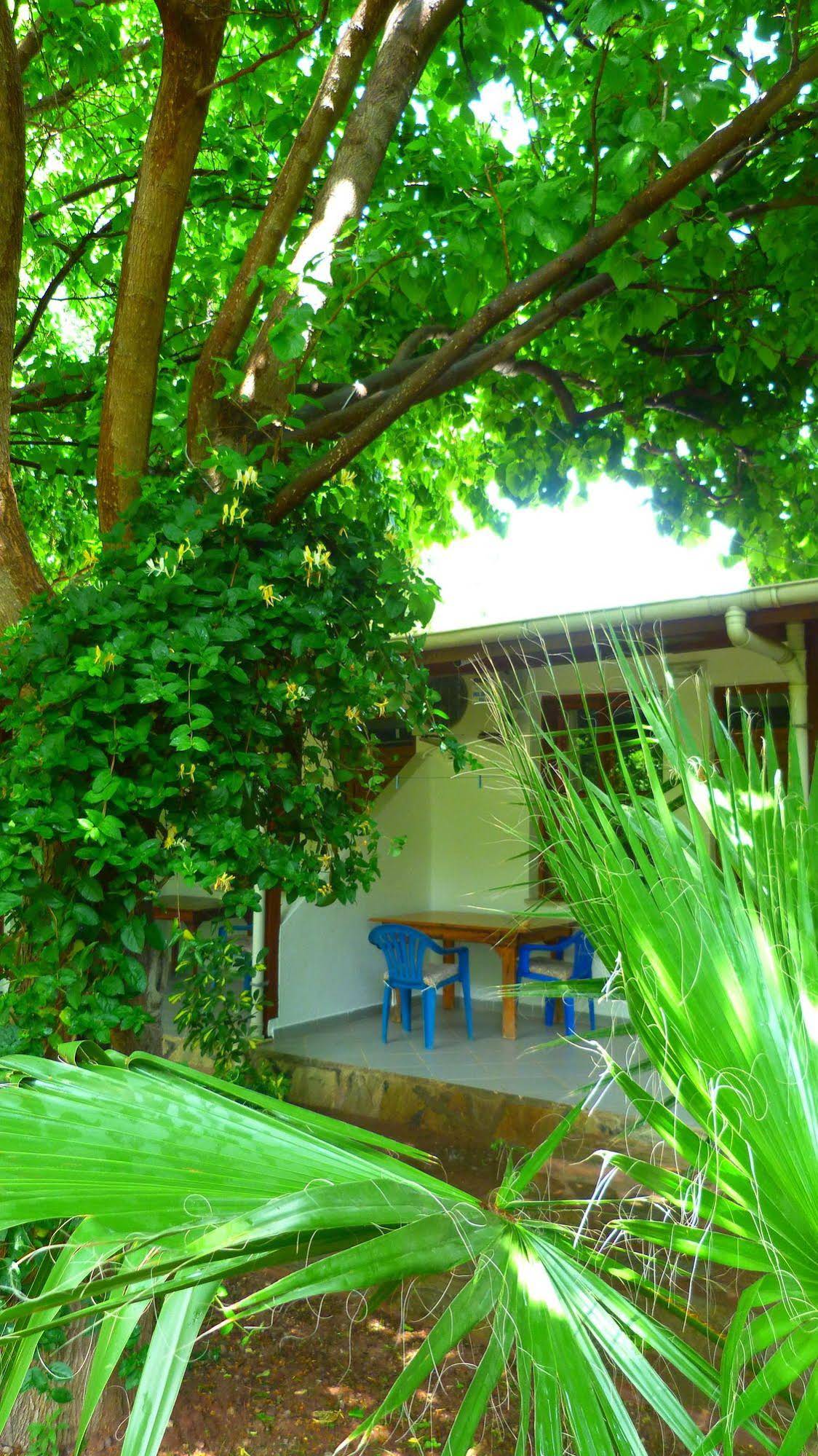 Simge Pension