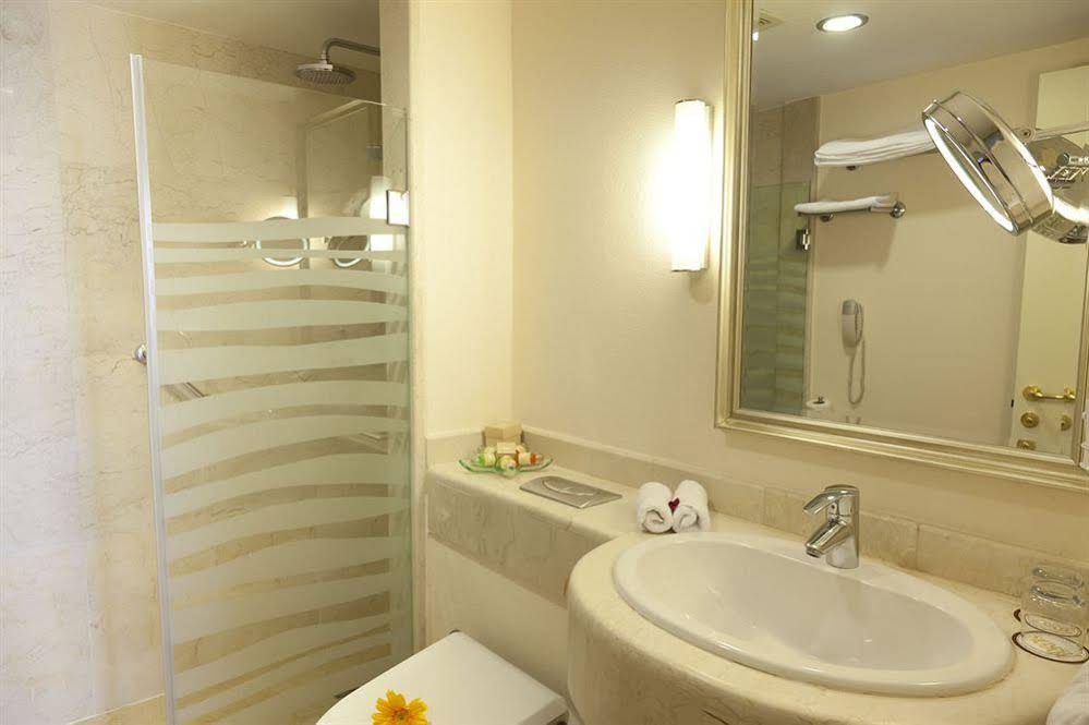 Imperial Turkiz Resort Hotel